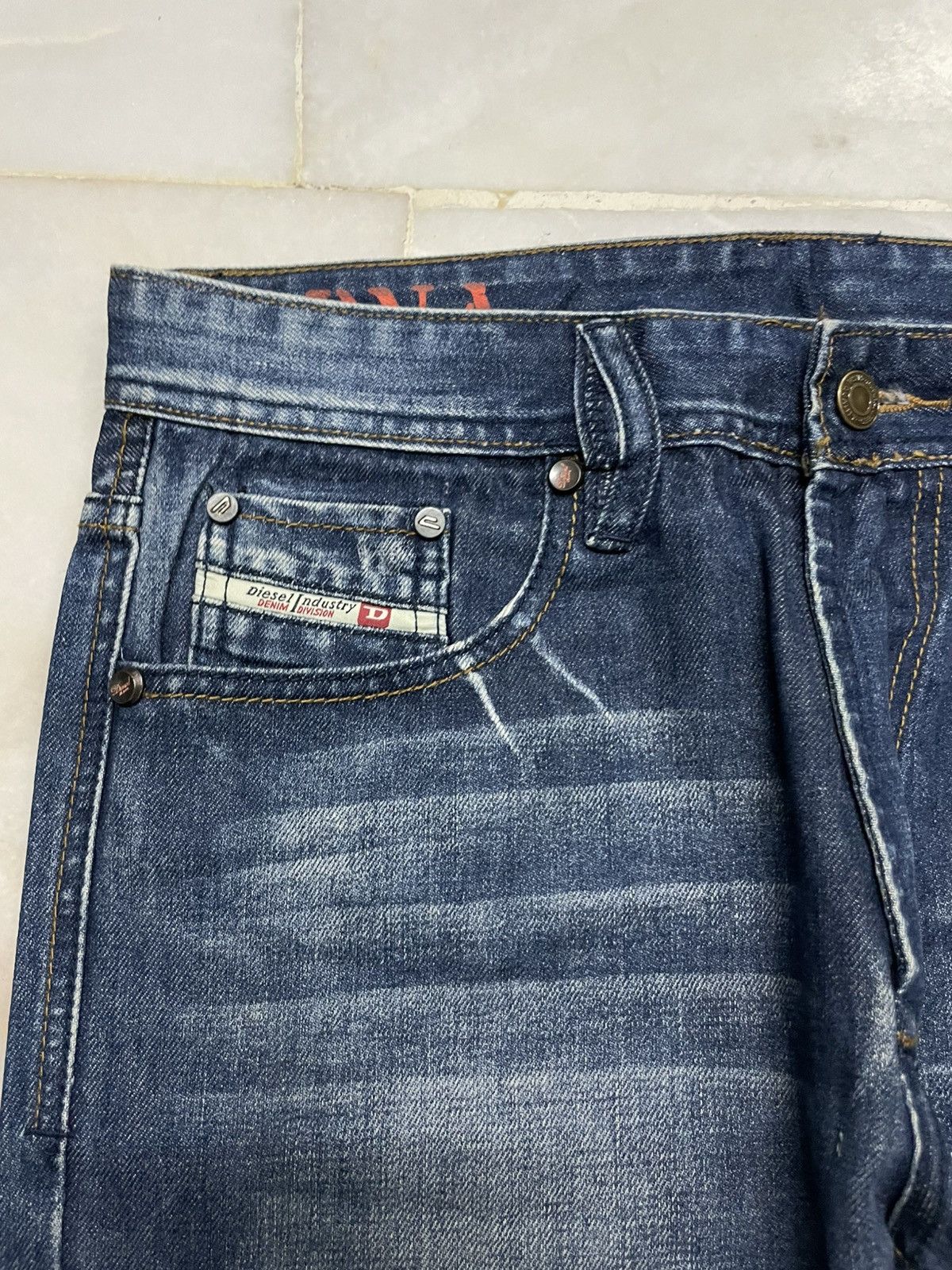Diesel 💥Vintage Diesel DNA ( Dirtynewage ) Mudwash Jeans Italy Size 31" - 4 Thumbnail