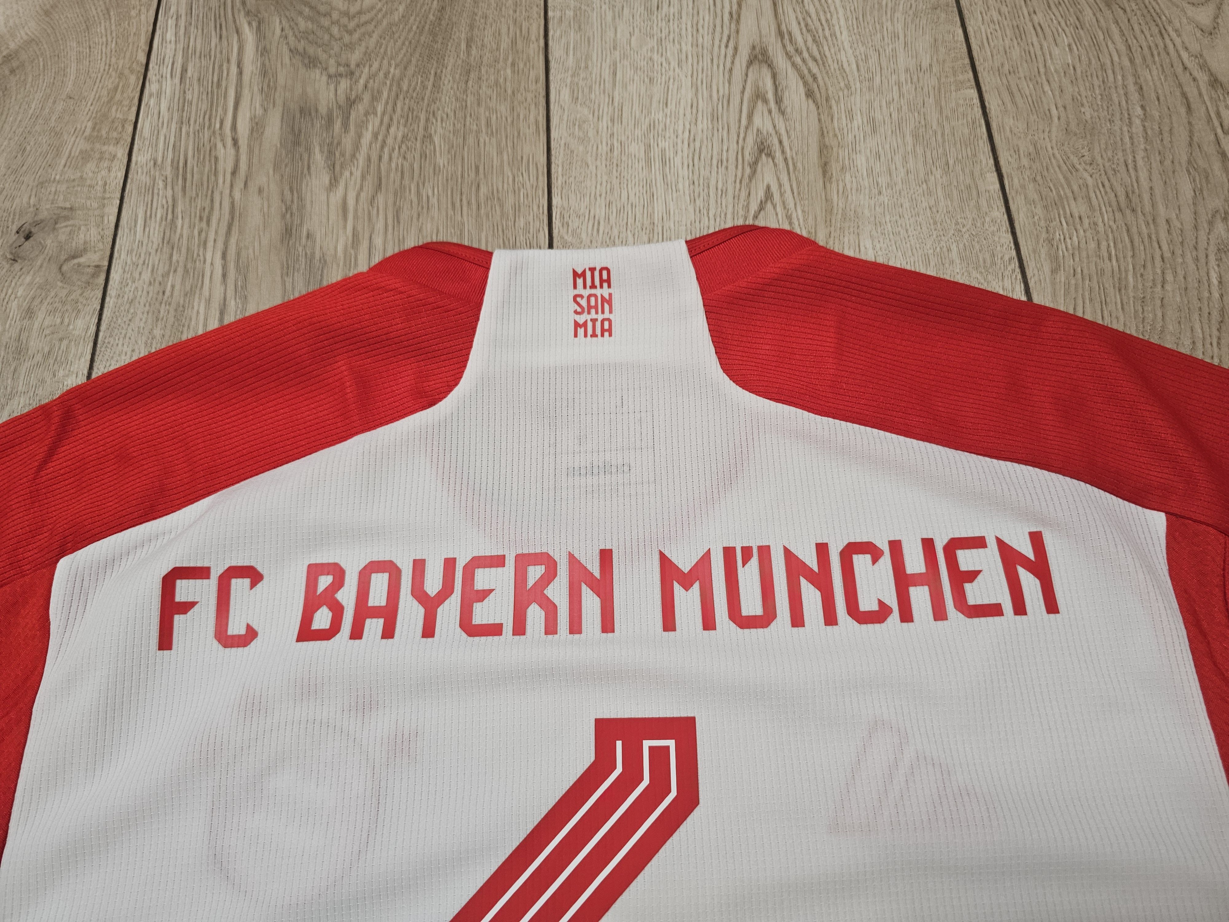 Adidas BAYERN MUNICH 2023 2024 HOME KIMMICH FOOTBALL SOCCER JERSEY Size US L / EU 52-54 / 3 - 7 Thumbnail