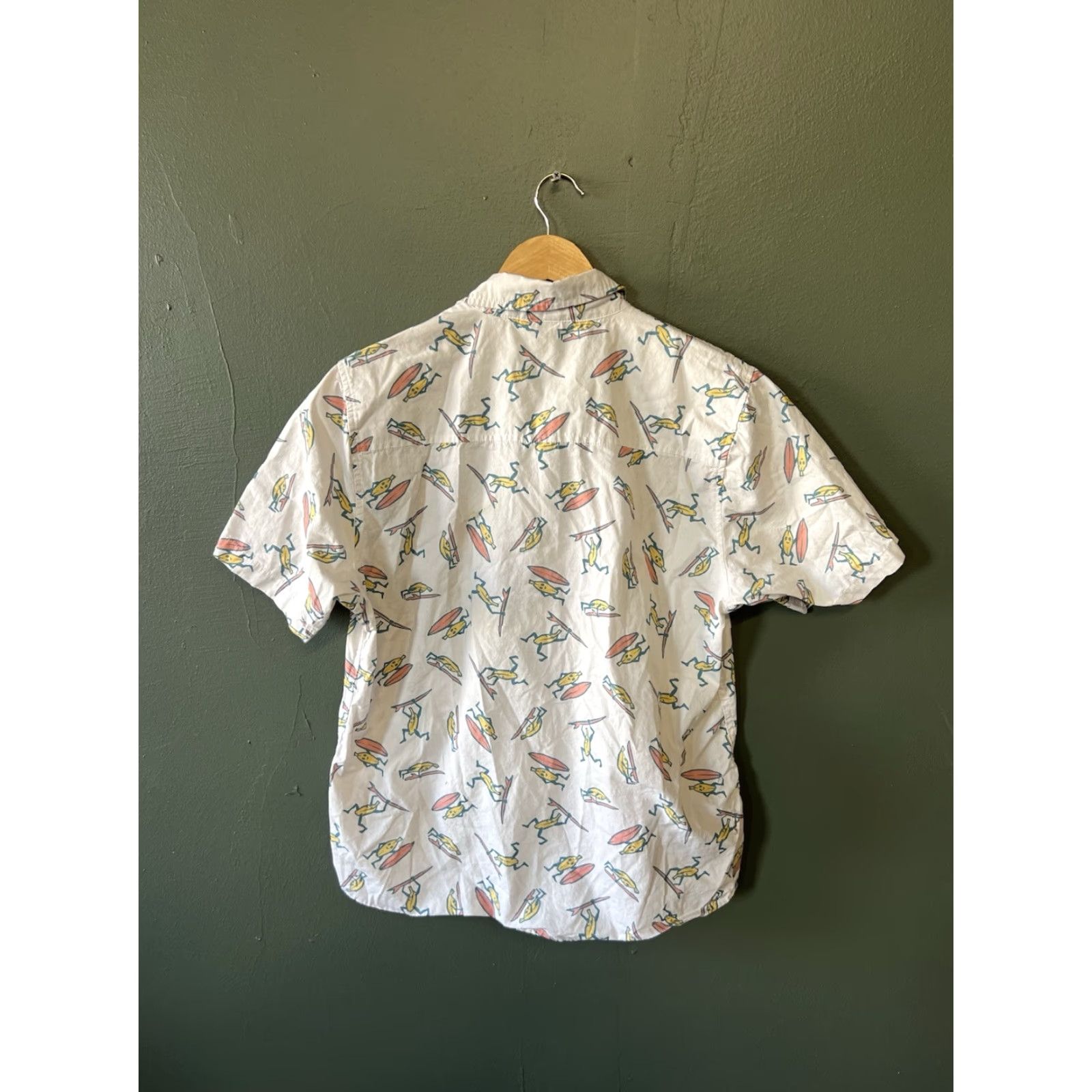Vintage Fortnite x Neff Mens White Short Sleeve Button Up Banana Graphic Size M Size US 31 - 2 Thumbnail