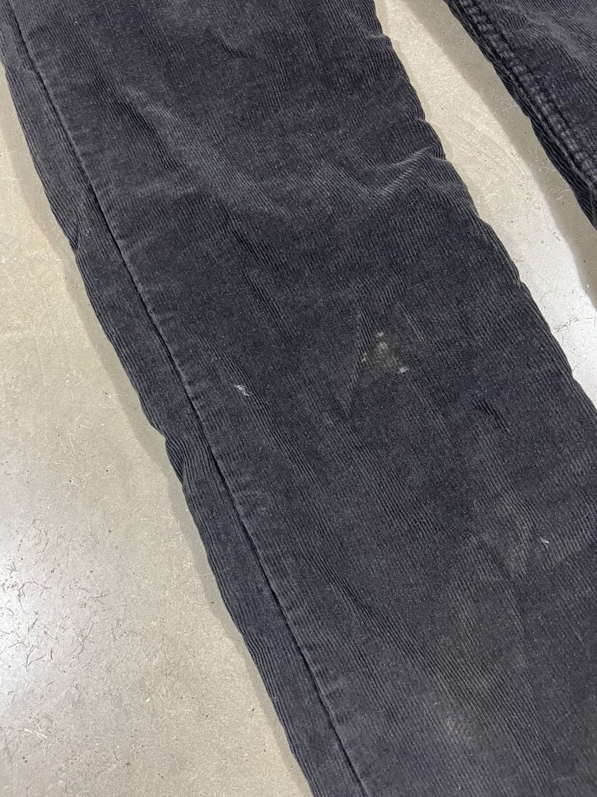 Levi's Vintage 80s Levis 519 Corduroy Pants Faded Black Size US 32 / EU 48 - 4 Thumbnail