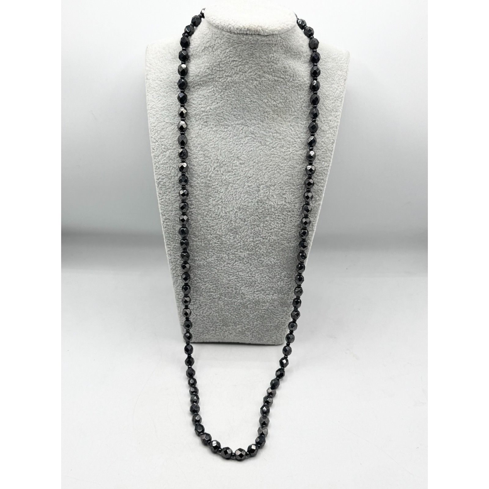 Vintage Vintage hematite bohemian glass beaded thin necklace Size ONE SIZE - 1 Thumbnail