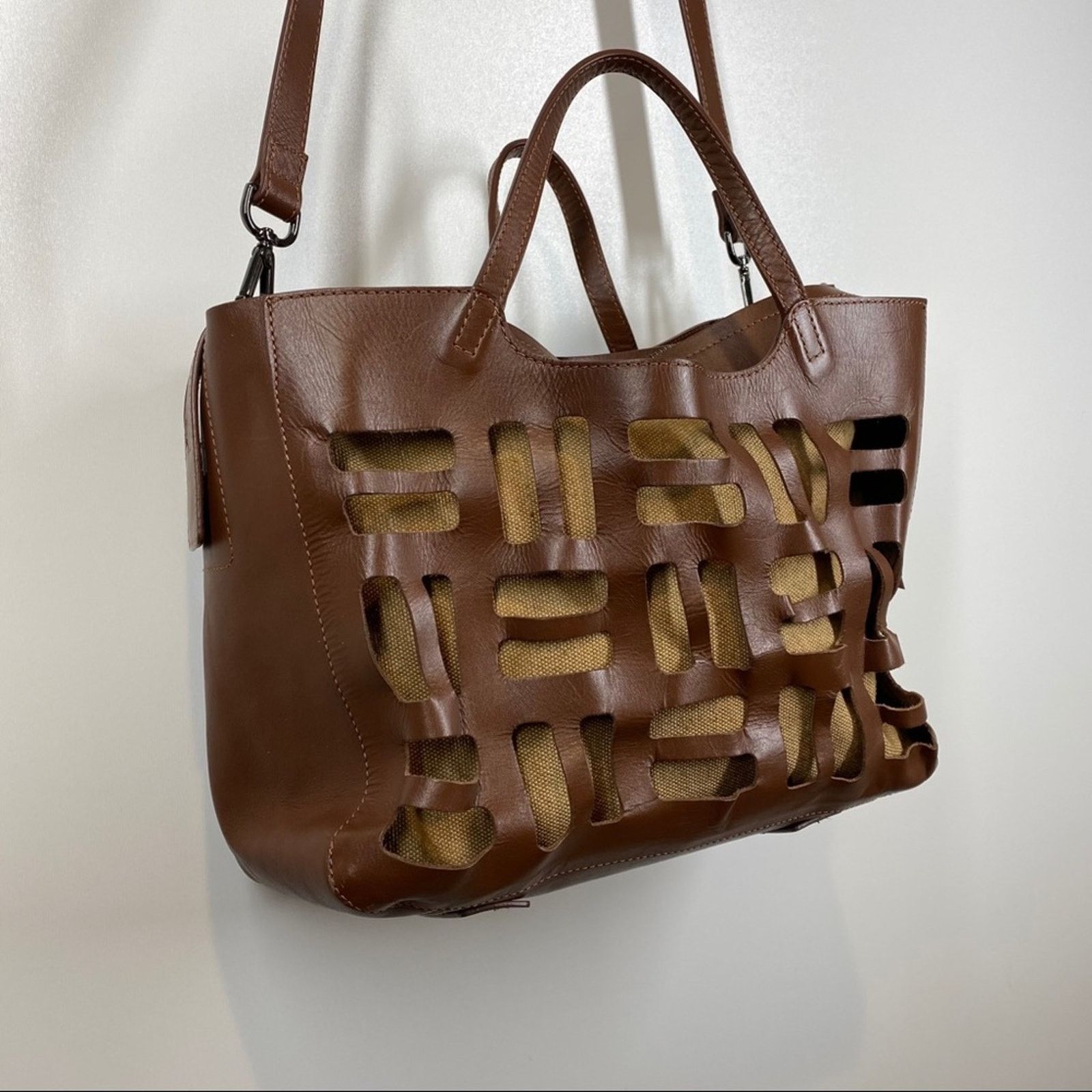 Other Kooba Tote Shoulder Bag Leather & Removable Pouch Size ONE SIZE - 7 Thumbnail