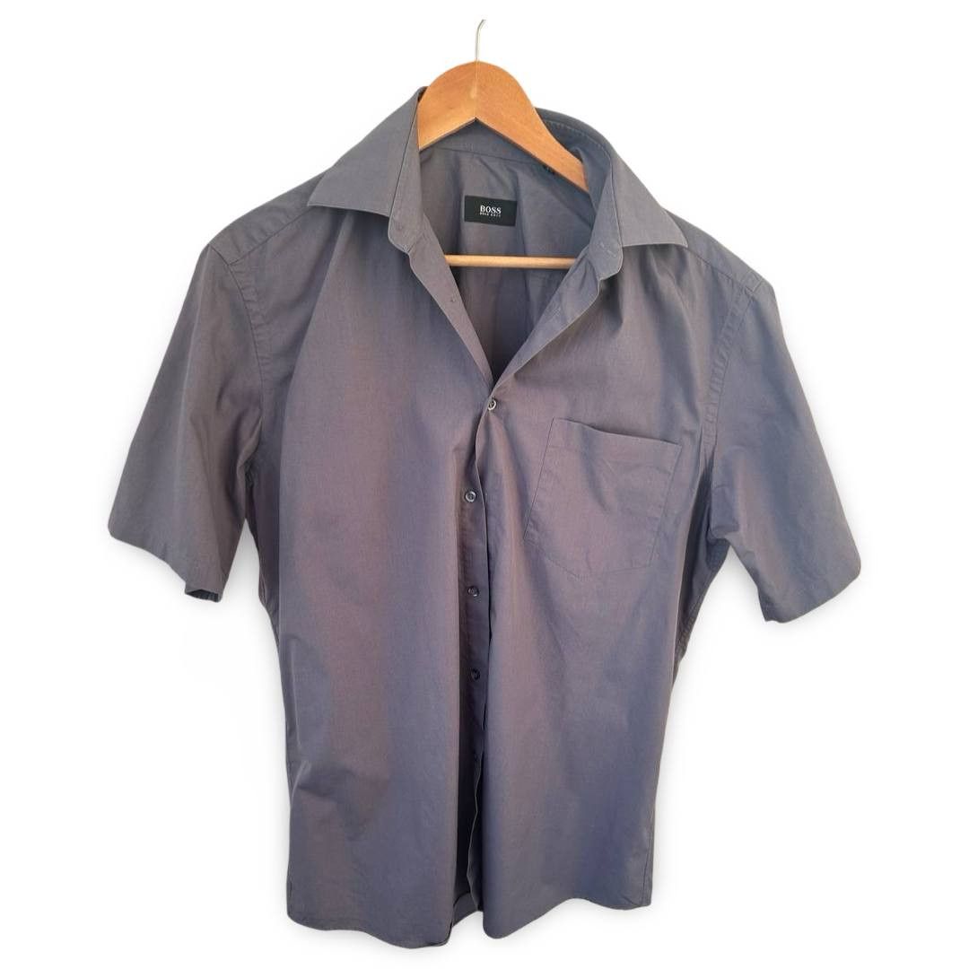 Hugo Boss Hugo Boss shirt #473 Size US M / EU 48-50 / 2 - 1 Thumbnail