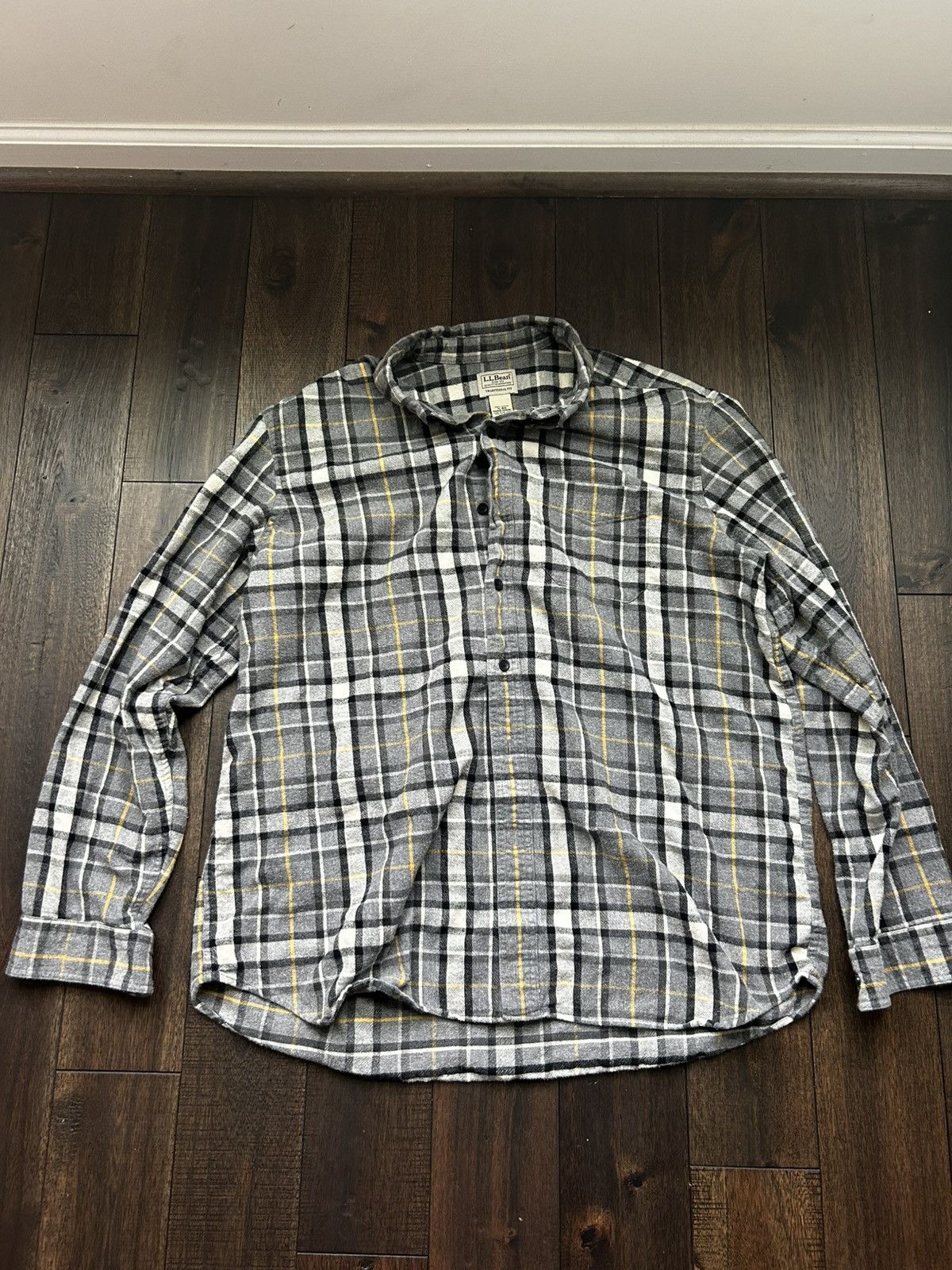 L.L. Bean grey L.L bean flannel Size US XL / EU 56 / 4 - 1 Thumbnail