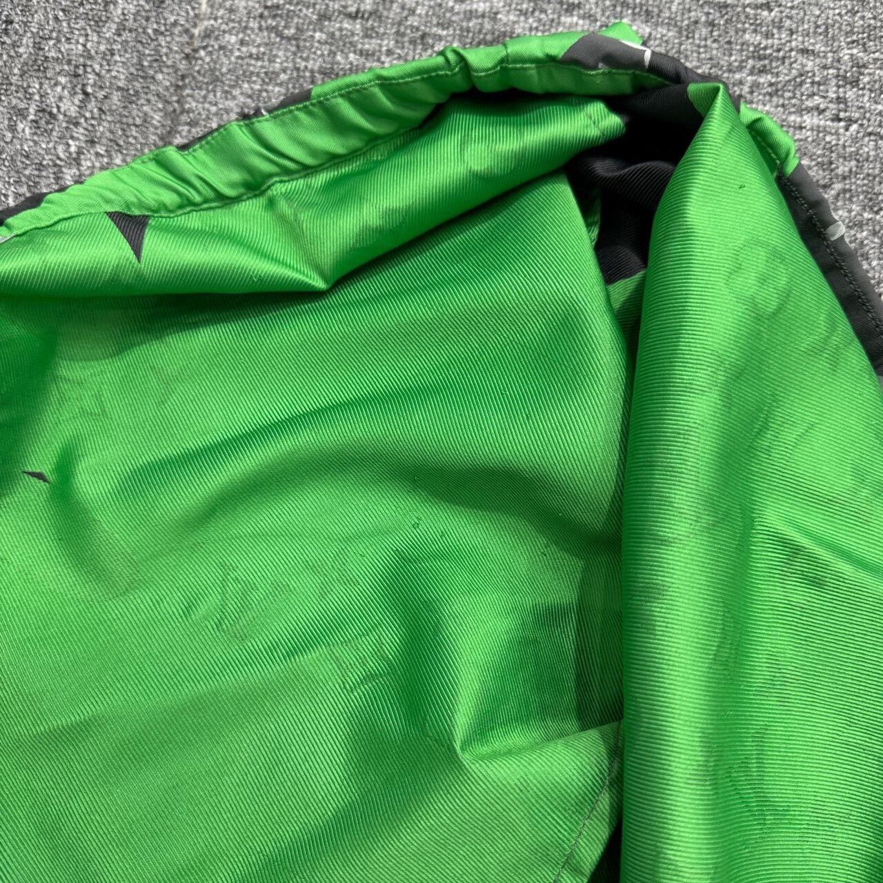 Louis Vuitton louis vuitton camouflage hooded jacket. Size US L / EU 52-54 / 3 - 6 Thumbnail