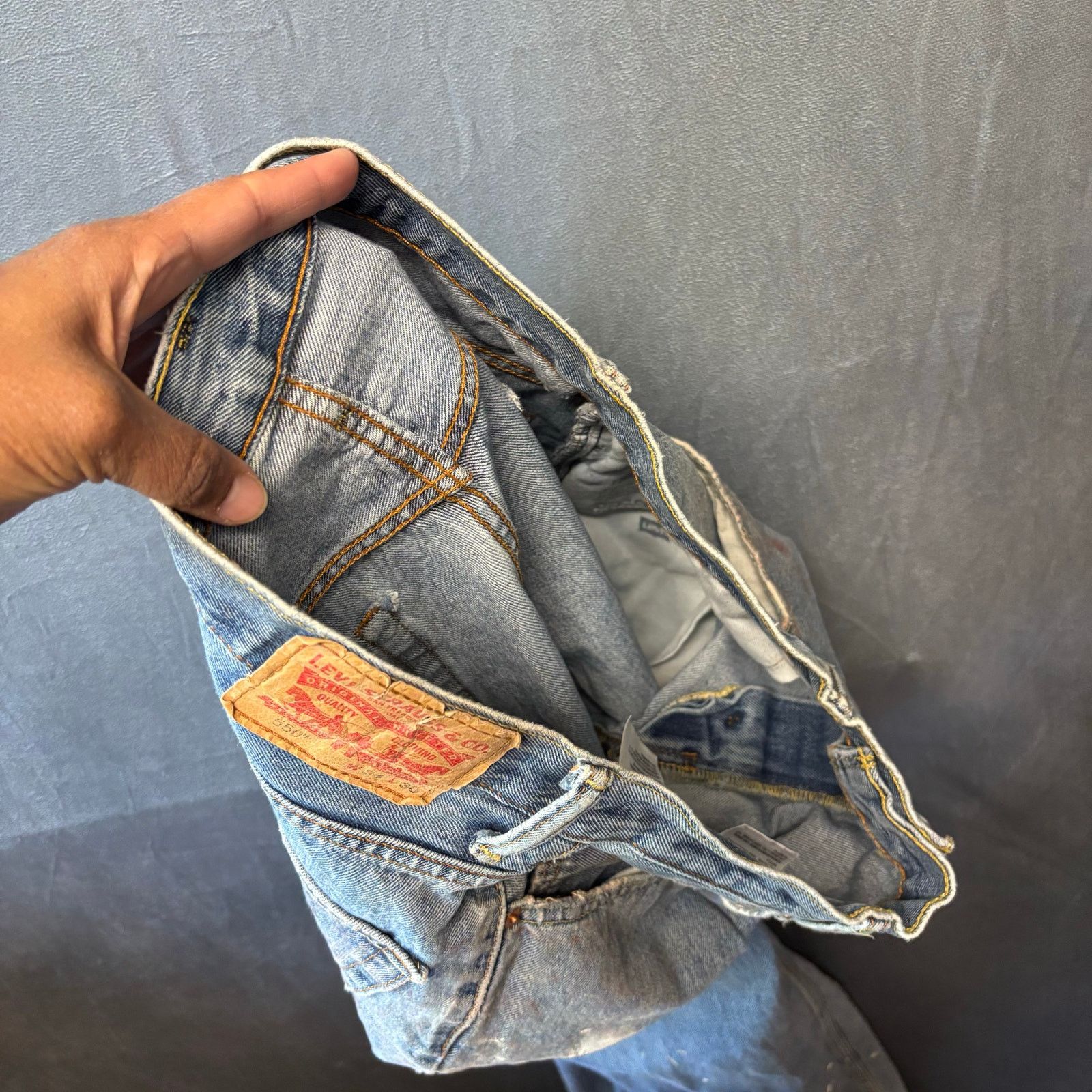 Levi's Thrashed Levi's 550 34x30 Paint Marks Skater Grunge Casual Size US 34 / EU 50 - 11 Thumbnail