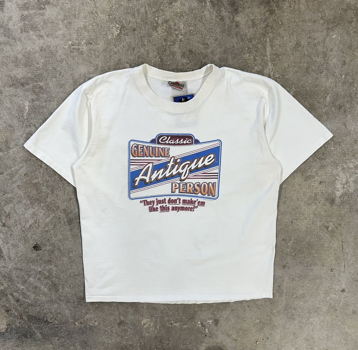 Vintage Vintage 90s Genuine Antique Person Funny T-Shirt Size US XL / EU 56 / 4 - 1 Thumbnail