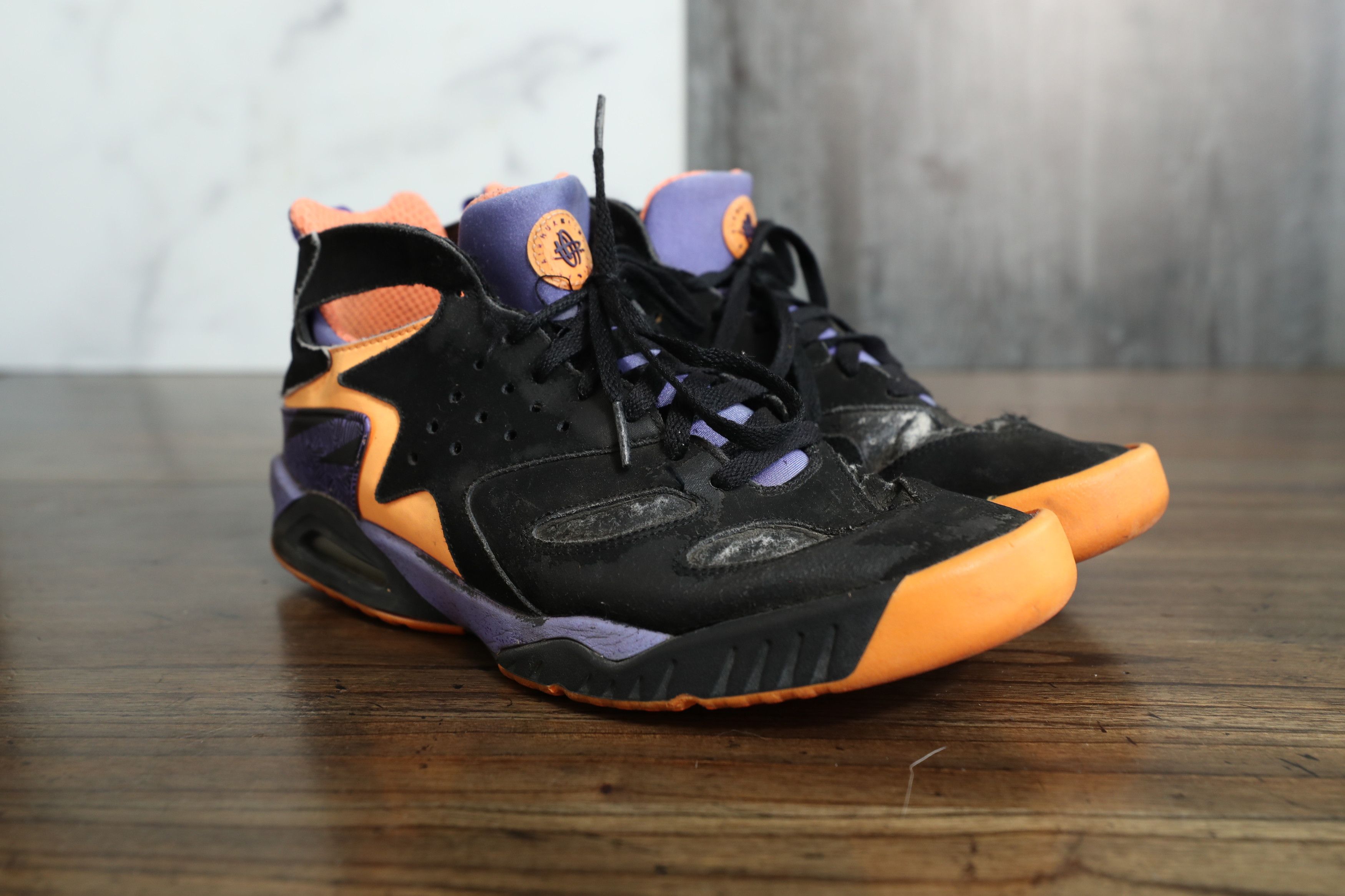 Nike Nike Air Tech Challenge Huarache Suns (10.5) Size US 10.5 / EU 43-44 - 4 Thumbnail