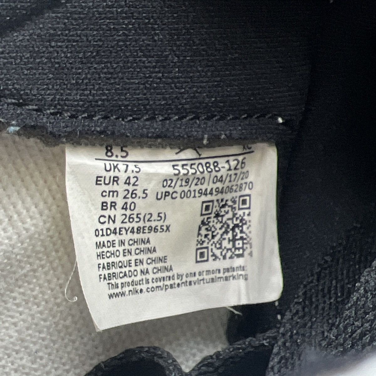 Nike Air Jordan 1 high smoke grey Size US 8.5 / EU 41-42 - 9 Thumbnail