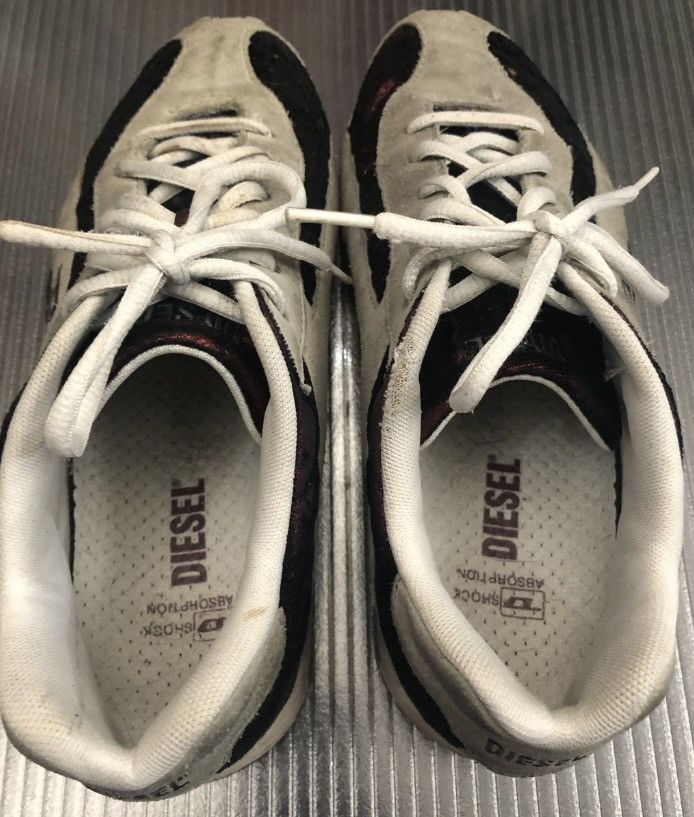 Diesel Diesel | Krypton Grey Suede Red Velvet Sneakers 8.5 US VGC Size US 8.5 / IT 38.5 - 3 Thumbnail