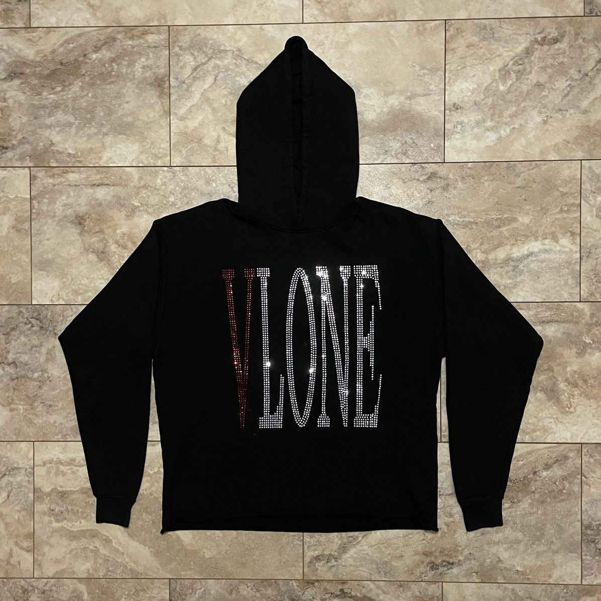 Vlone Vlone Rhinestone Staple Hoodie Black Size Medium Size US M / EU 48-50 / 2 - 1 Thumbnail