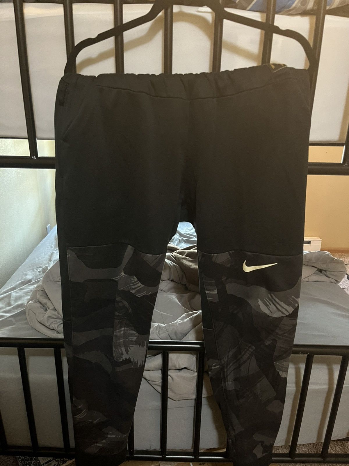 Nike Camo Nike Sweats Size US 36 / EU 52 - 2 Thumbnail