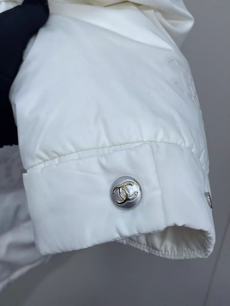 Chanel Chanel White Logo Down Jacket -2505 Size M / US 6-8 / IT 42-44 - 5 Thumbnail