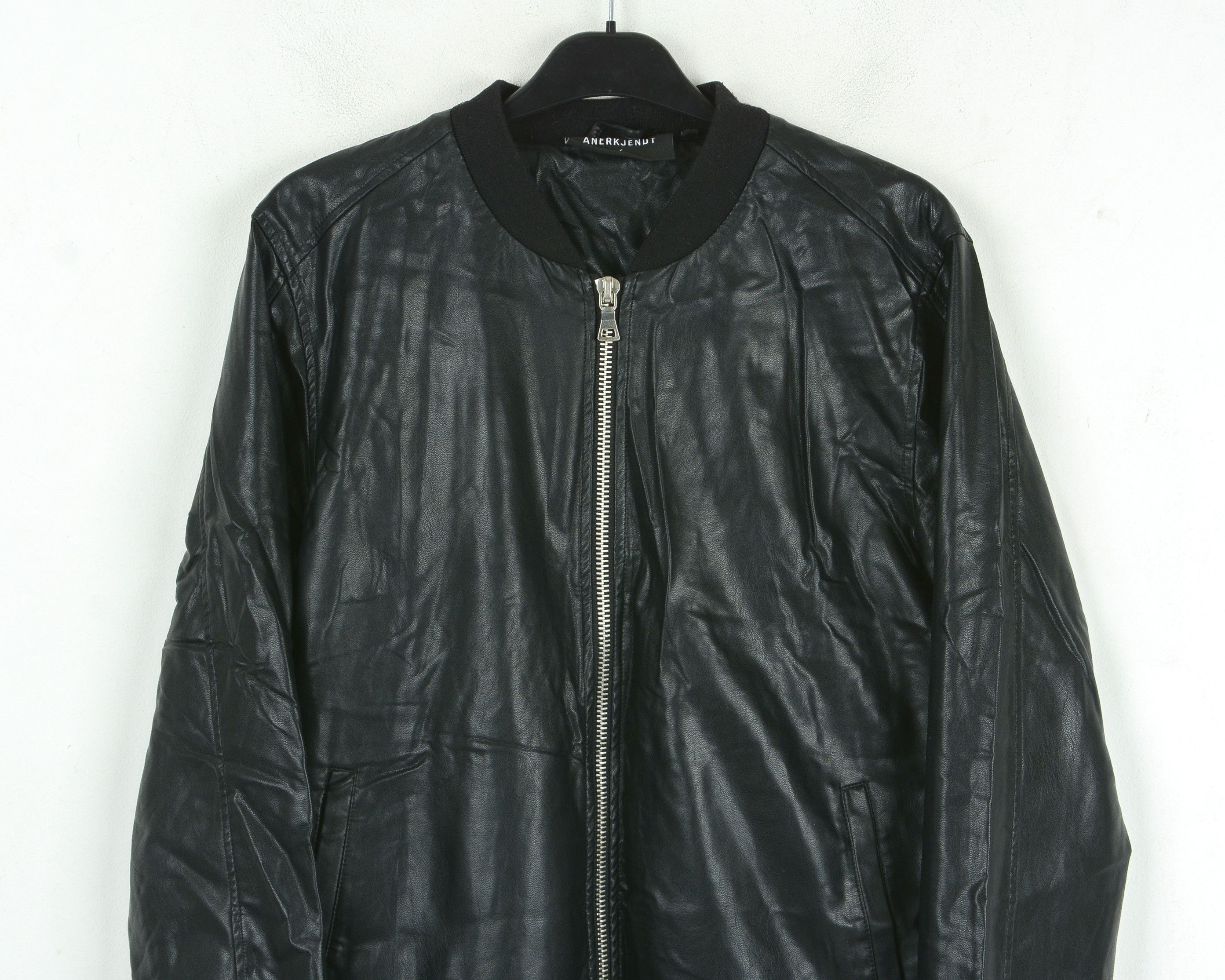 Anerkjendt ANERKJENDT Faux PU Leather Bomber Varsity Jacket Coat Vegan Size US M / EU 48-50 / 2 - 3 Thumbnail