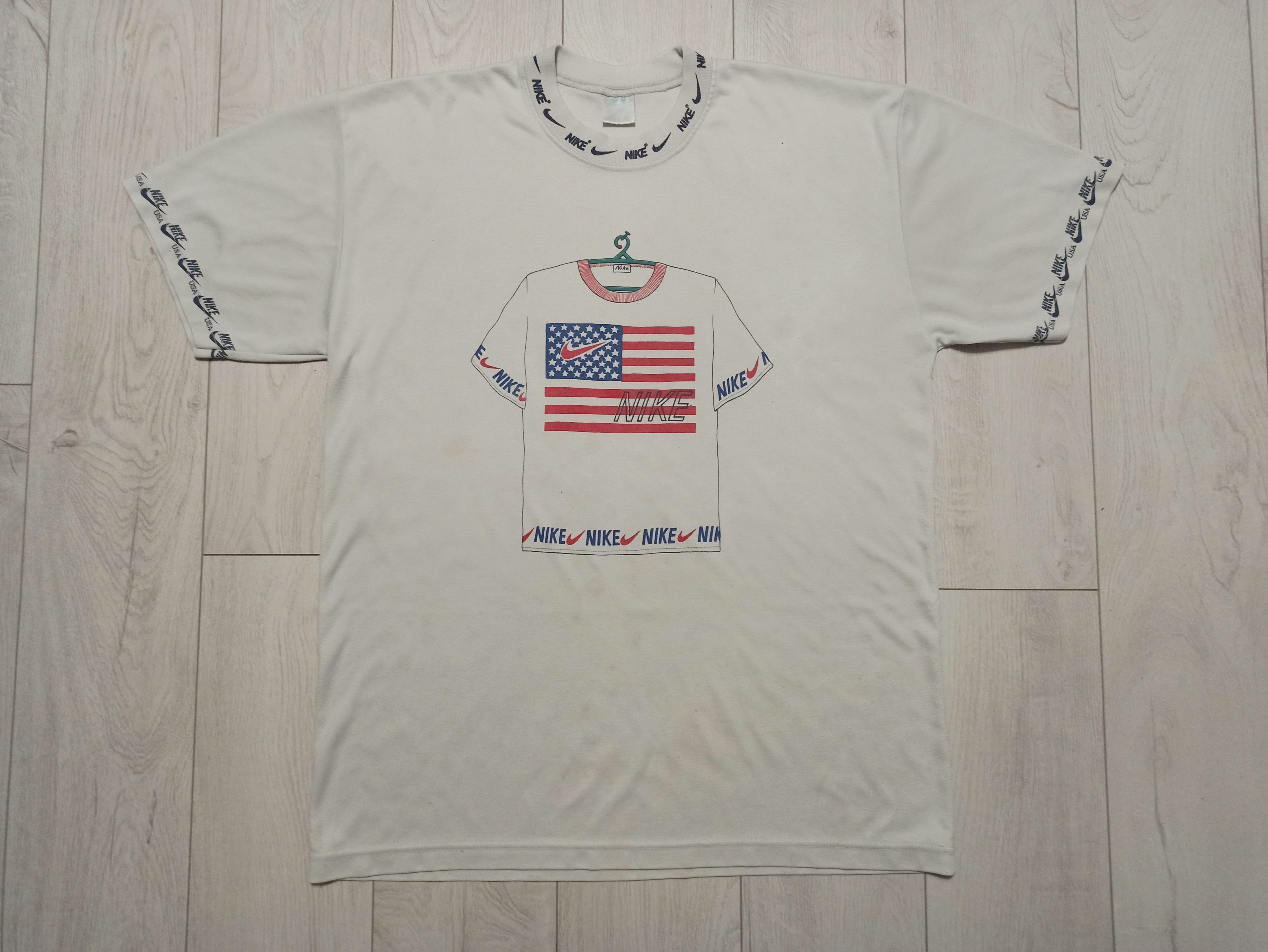 Nike × Vintage Nike USA Flag Vintage Graphic Tee Size US L / EU 52-54 / 3 - 1 Thumbnail