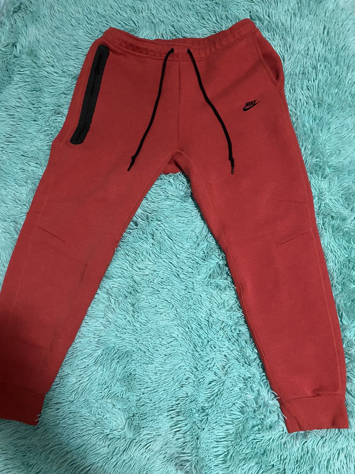 Designer × Nike New Nike tech fleece red sweatpants/joggers Size US 35 - 1 Thumbnail