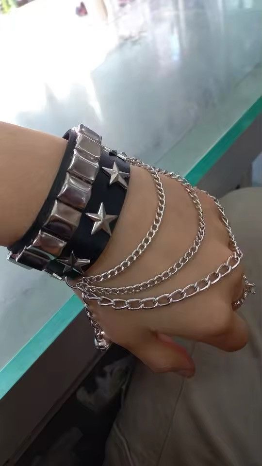 Jewelry Rock Punk Star Bracelet Size ONE SIZE - 4 Thumbnail