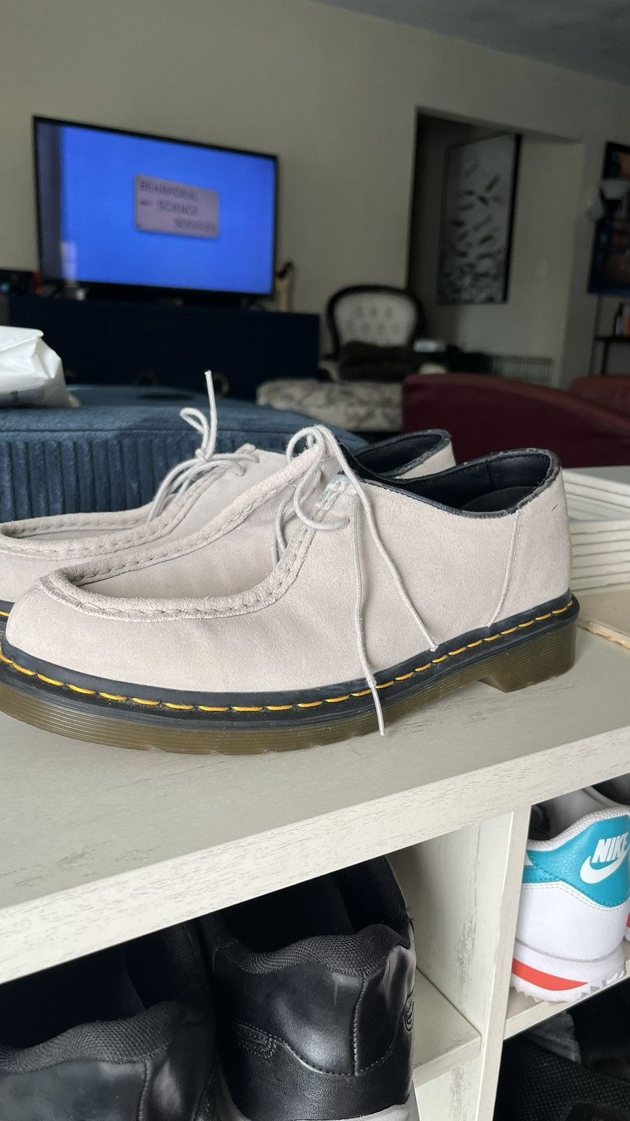 Dr. Martens Doc Martens Size US 10 / EU 43 - 2 Thumbnail