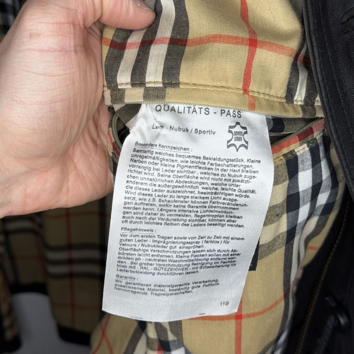 Burberry Burberrys Leather Jacket Coat Black Classic Nova Check Size US L / EU 52-54 / 3 - 10 Thumbnail