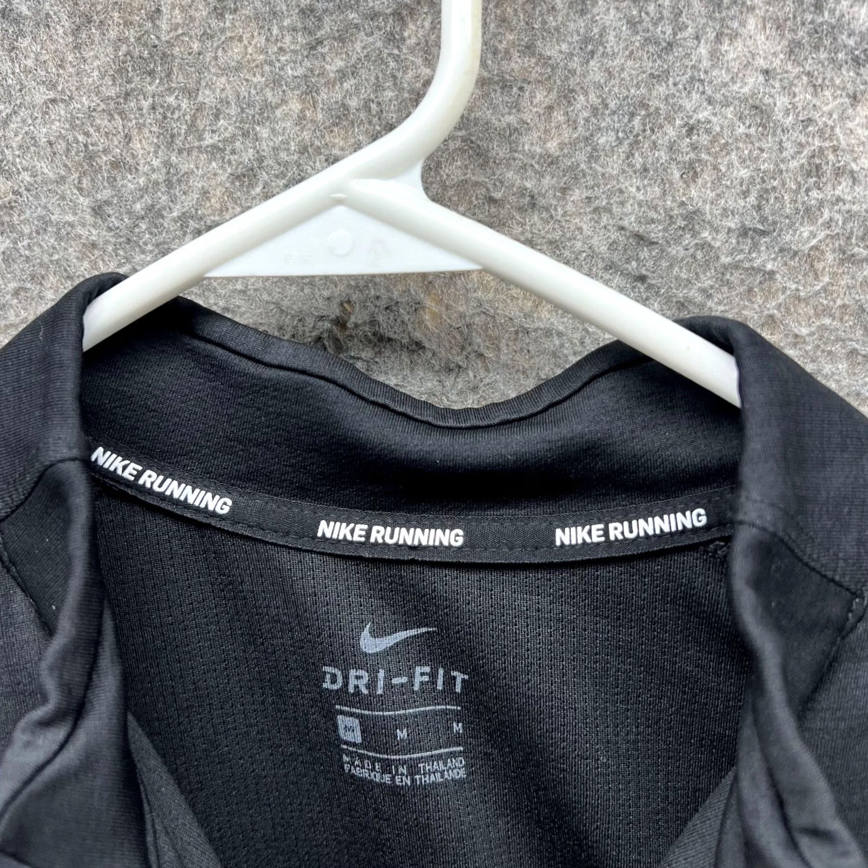 Nike Nike Sweater Women M Black Athletic Dri Fit Track Jacket Pullover All Seasons Logo Modern Casual Fall Winter 90s (Mens, Womens, Girls) Size M / US 6-8 / IT 42-44 - 5 Thumbnail