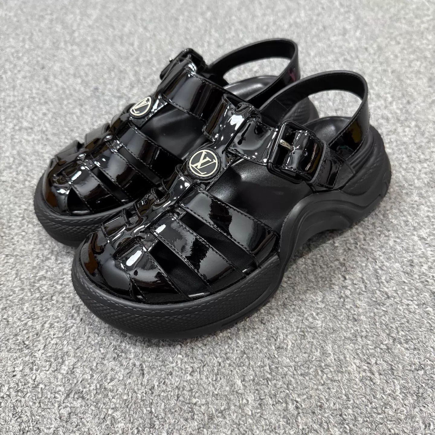 Louis Vuitton LV Archlight Buckle Casual Mule Unused Size 35 Size US 4.5 / IT 34.5 - 2 Thumbnail