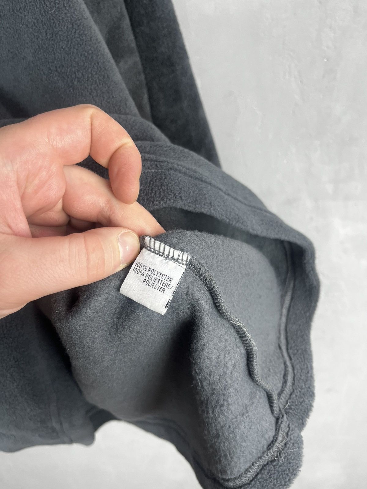 O'Neill VINTAGE Y2K O'NEILL FLEECE ZIP GORP CORE SURF Size US L / EU 52-54 / 3 - 9 Thumbnail