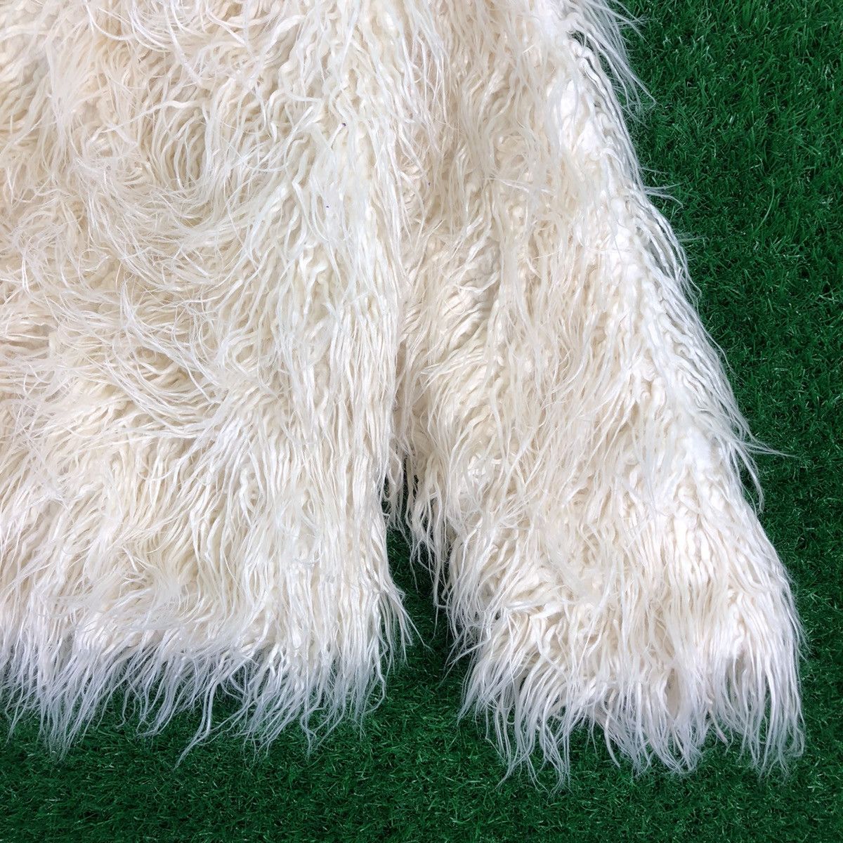 Japanese Brand Vintage Cardigan Hairy Sherpa Faux Fur by Natural Couture Size US M / EU 48-50 / 2 - 3 Thumbnail