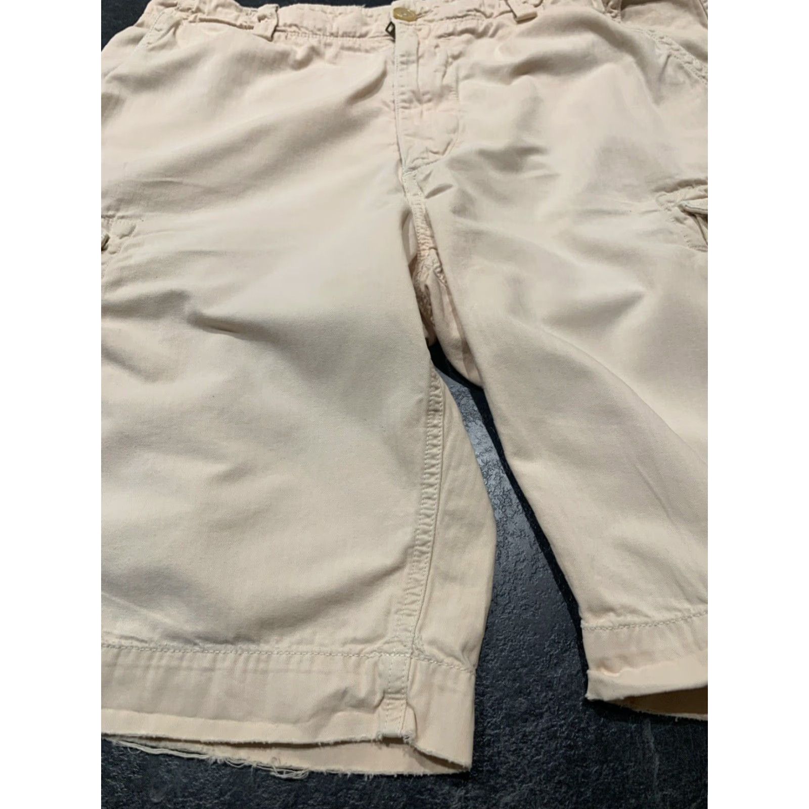 Banana Republic Banana Republic Cargo Shorts Mens 35 Beige Relaxed Fit Canvas Outdoor Casual Summer Size US 36 / EU 52 - 4 Thumbnail