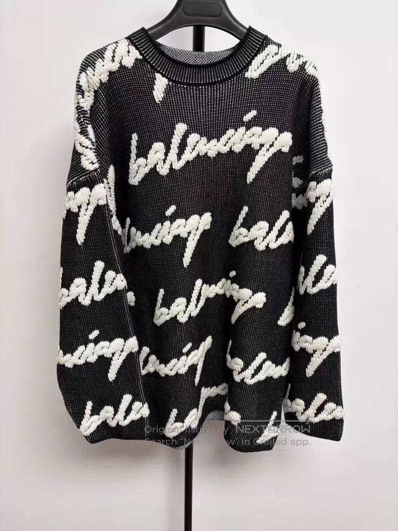 Balenciaga Balenciaga Graffiti Script Logo Round Neck Knitwear Size US S / EU 44-46 / 1 - 1 Thumbnail