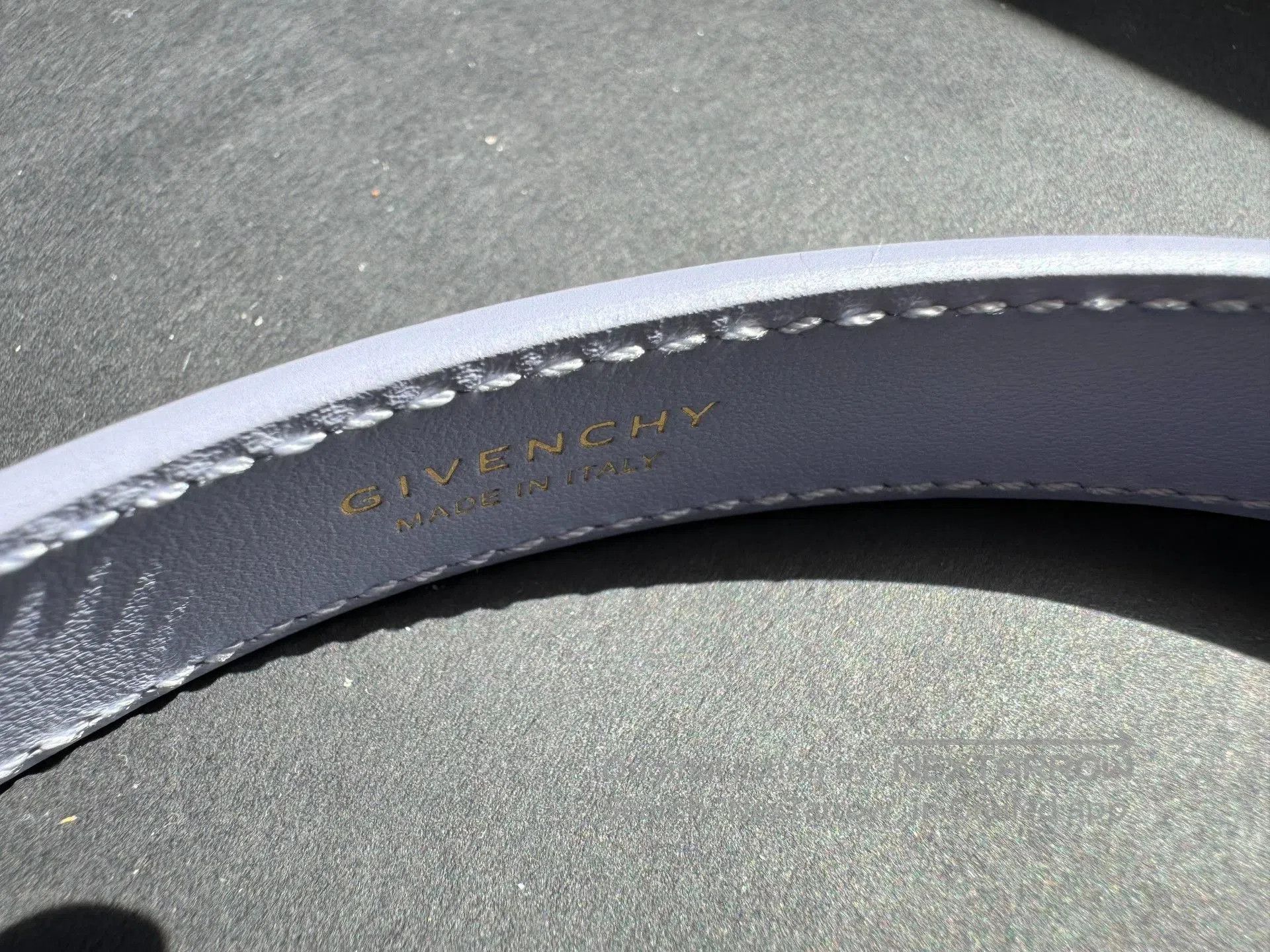 Givenchy Givenchy Lavender Double Gold Buckle Belt. Size ONE SIZE - 2 Thumbnail