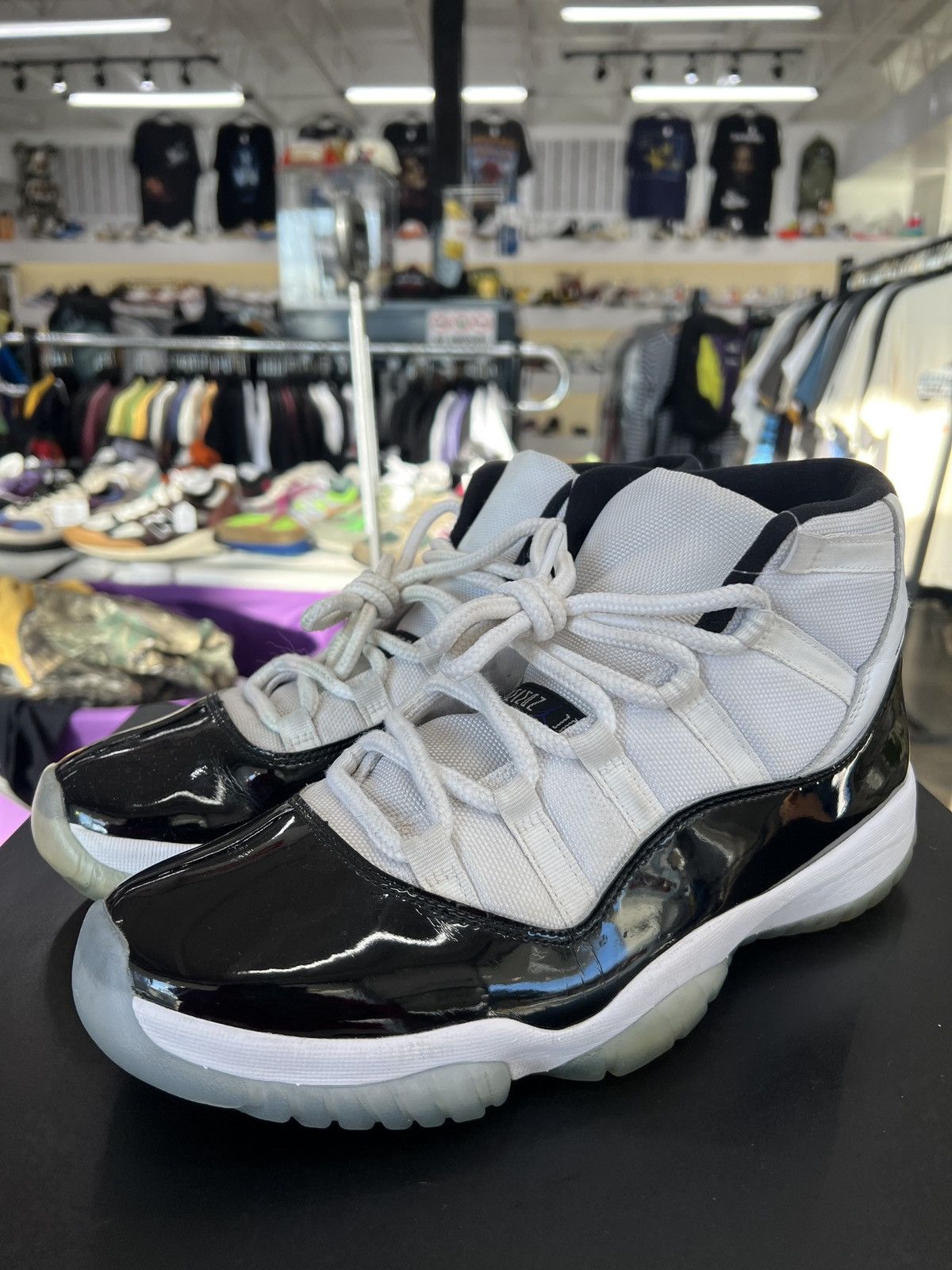 Jordan Brand × Nike Air Jordan 11 Concord Sz. 11 (2018) Size US 11 / EU 44 - 1 Thumbnail