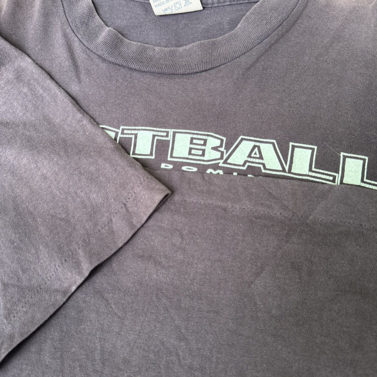 Other Vintage 90’s Alien Football Glow In The Dark Graphic Tee Size US L / EU 52-54 / 3 - 5 Thumbnail