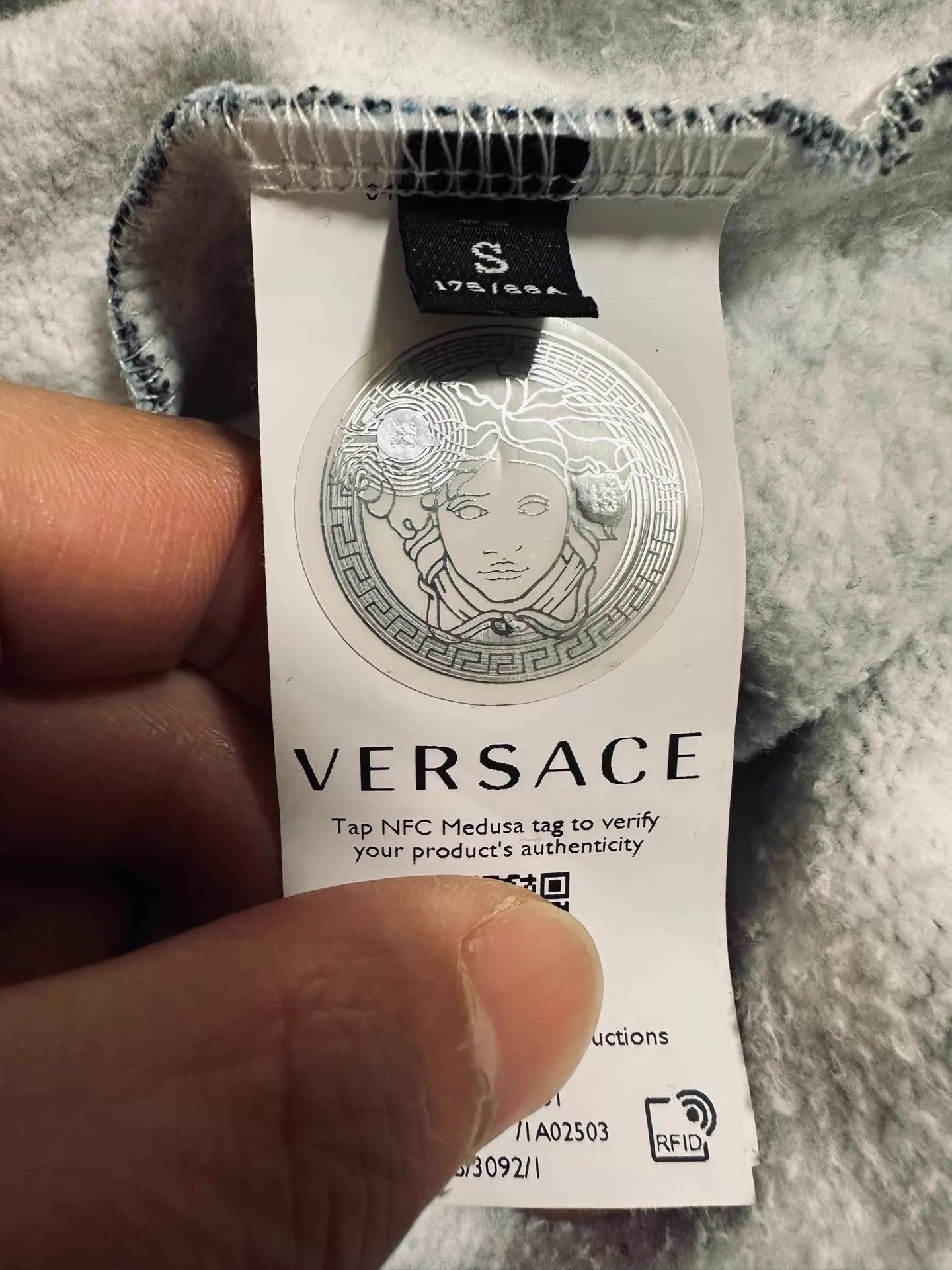 Versace Versace Runway Celebrity New Swirl Design S 9/10 Size US S / EU 44-46 / 1 - 7 Thumbnail