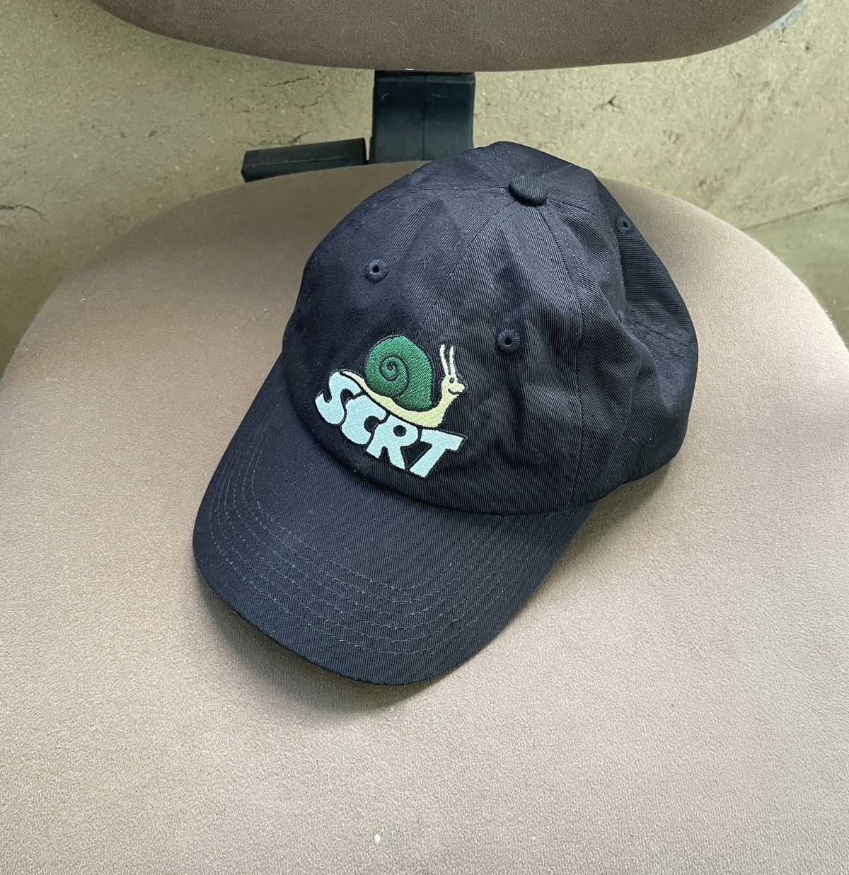 SCRT SCRT Snail Black Cap Stay Creative Co. Size ONE SIZE - 8 Thumbnail