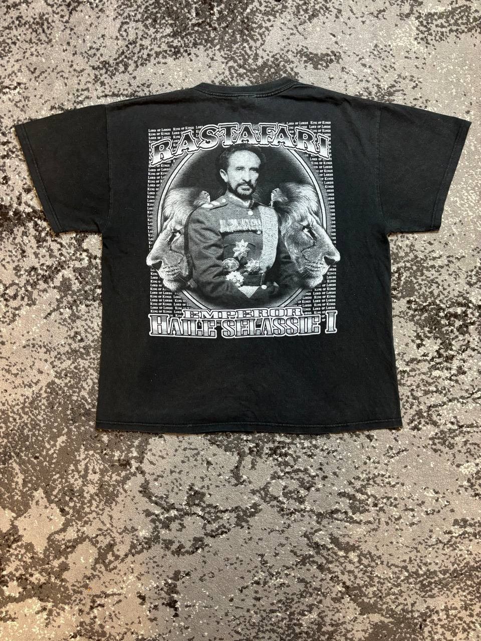 Band Tees × Bob Marley × Vintage Vintage Y2K Bob Marley Rastafari Selassie 1 King Band Tee Size US L / EU 52-54 / 3 - 9 Thumbnail