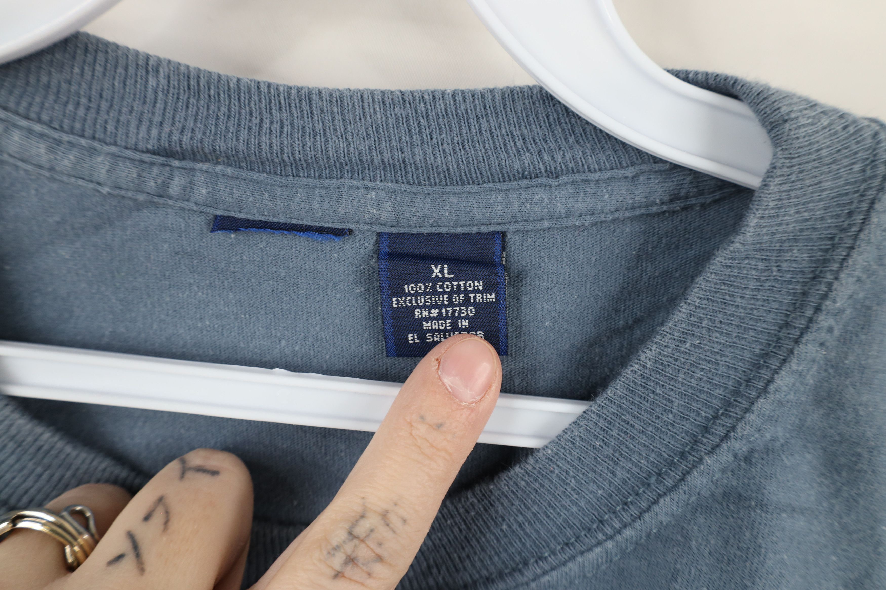 Vintage Vintage 90s Streetwear Blank Long Sleeve T-Shirt Blue Cotton Size US XL / EU 56 / 4 - 6 Thumbnail