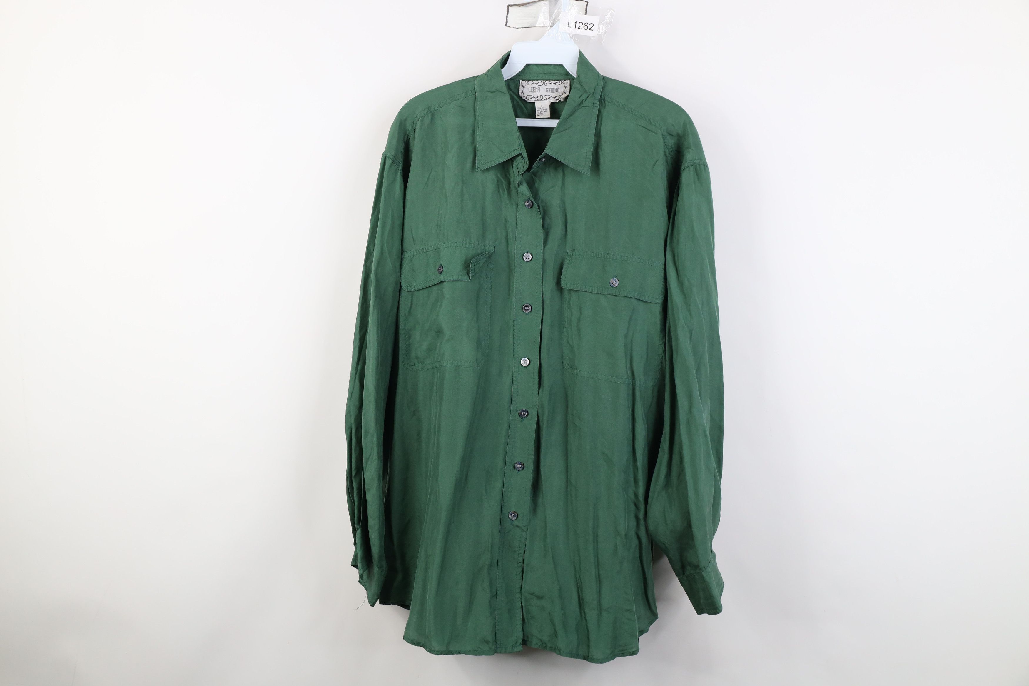 Vintage Vintage 90s Streetwear Lightweight Silk Button Shirt Green Size L / US 10 / IT 46 - 1 Thumbnail