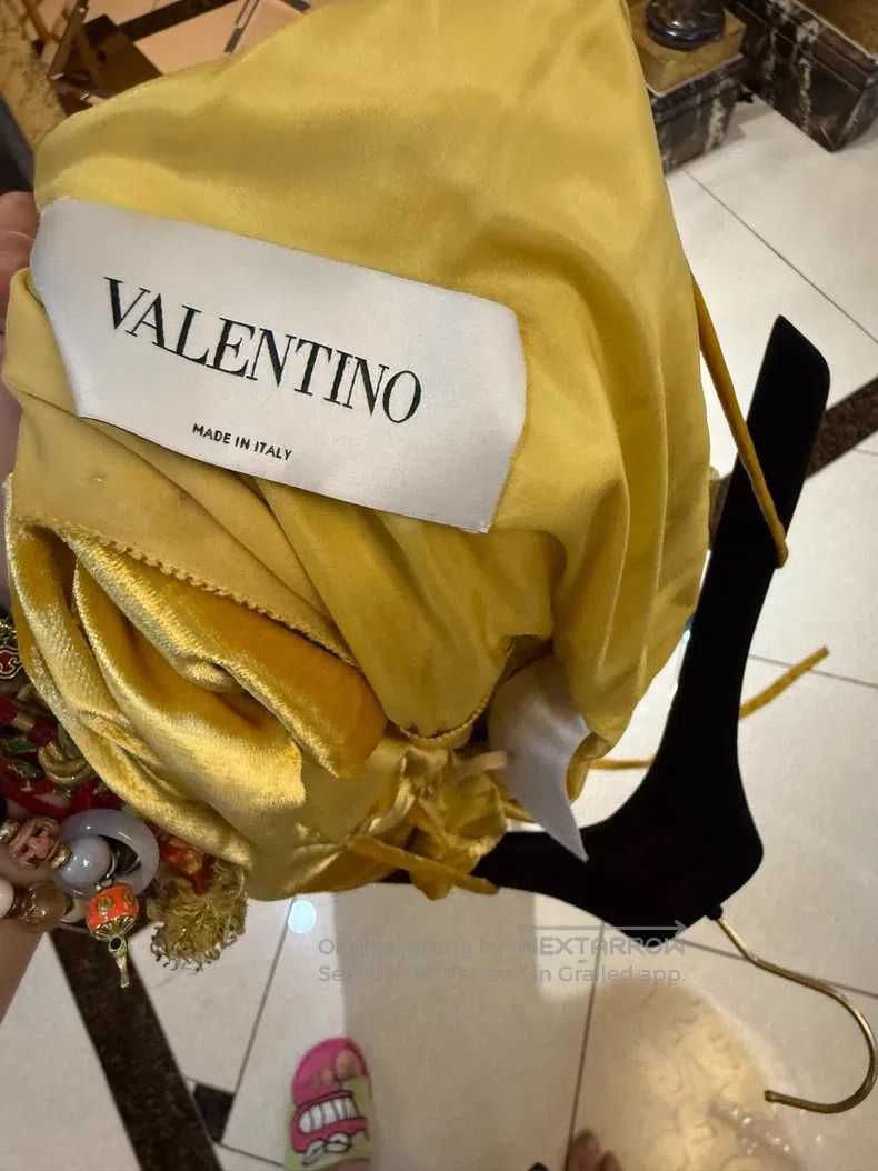 Valentino Valentino Velvet-inlaid glitter and diamond dress Size M / US 6-8 / IT 42-44 - 4 Thumbnail