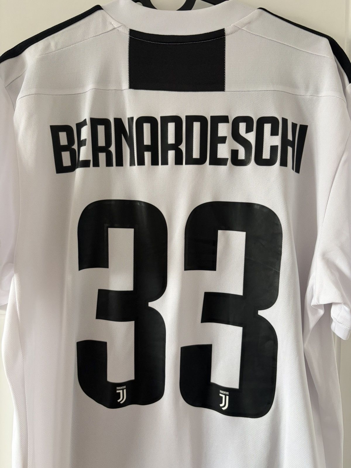 Juventus adidas 2018/2019 domowa Bernardeschi — zdjęcie 2