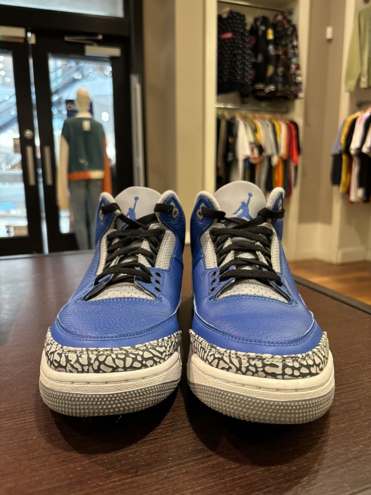 Jordan Brand Jordan 3 Retro Varsity Royal Cement Size US 11 / EU 44 - 5 Thumbnail