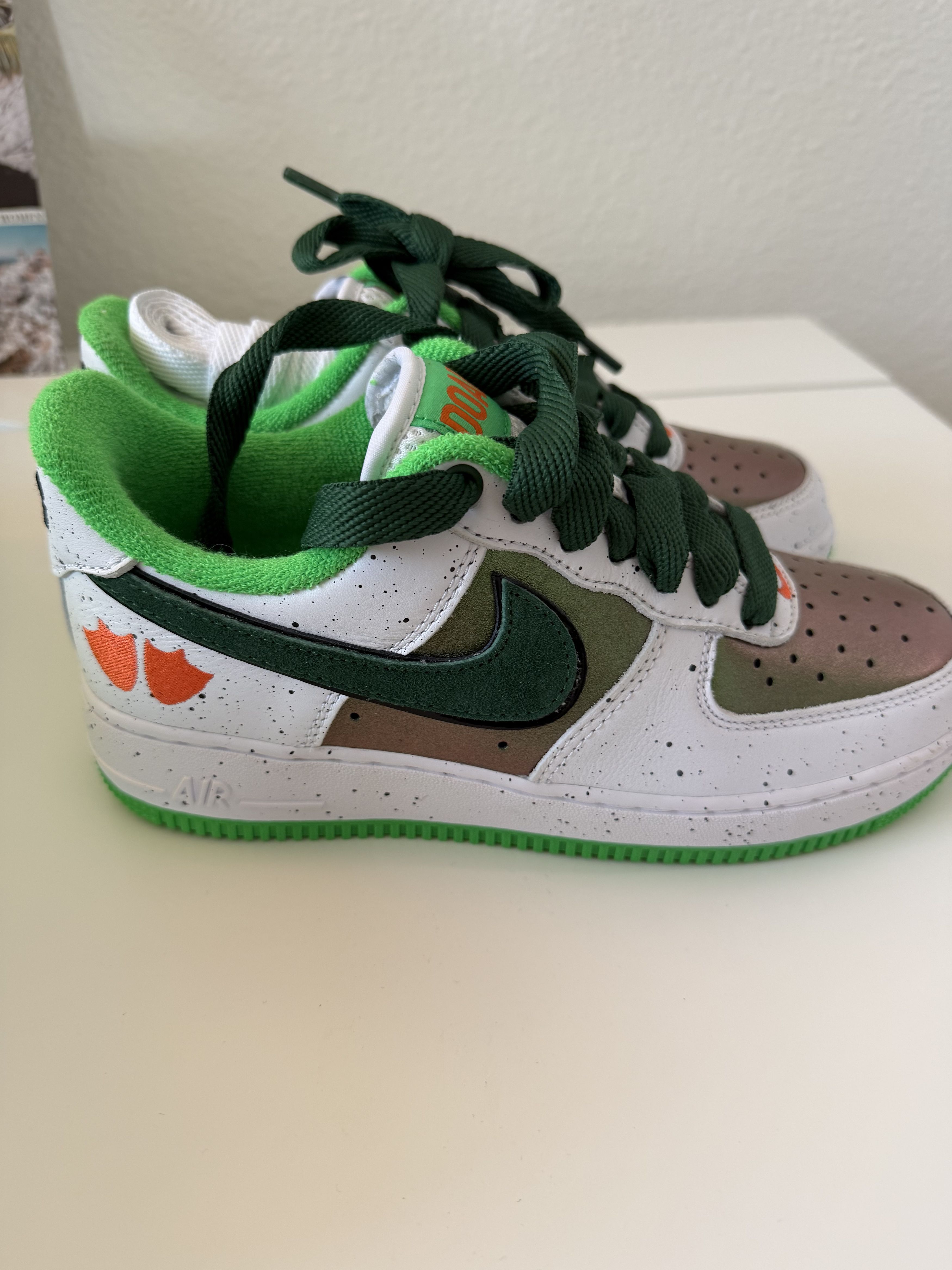 Nike Nike Air Force 1 DOAF Oregon 'Egg or Duck' PE Size US 6 / EU 39 - 4 Thumbnail