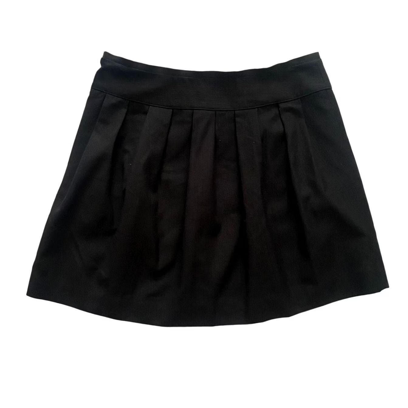 BCBGeneration VINTAGE Y2K BCBGeneration Black A-Line Mini Skirt with Back Pleated Details Skirt Women Size 0 Short 14.5" zip hook Size 25" / US 0 / IT 36 - 2 Thumbnail