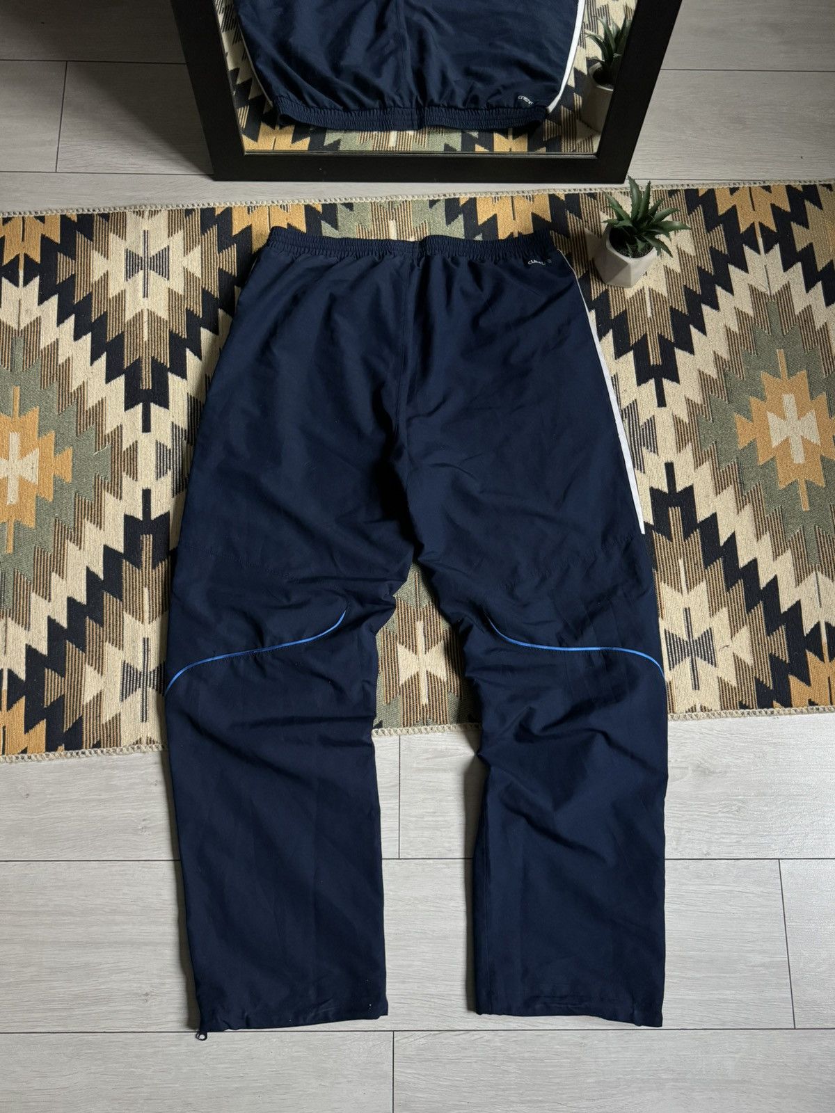 Adidas Vintage Adidas Nylon Y2K 3Stripes Baggy Pants Size US 34 / EU 50 - 10 Thumbnail