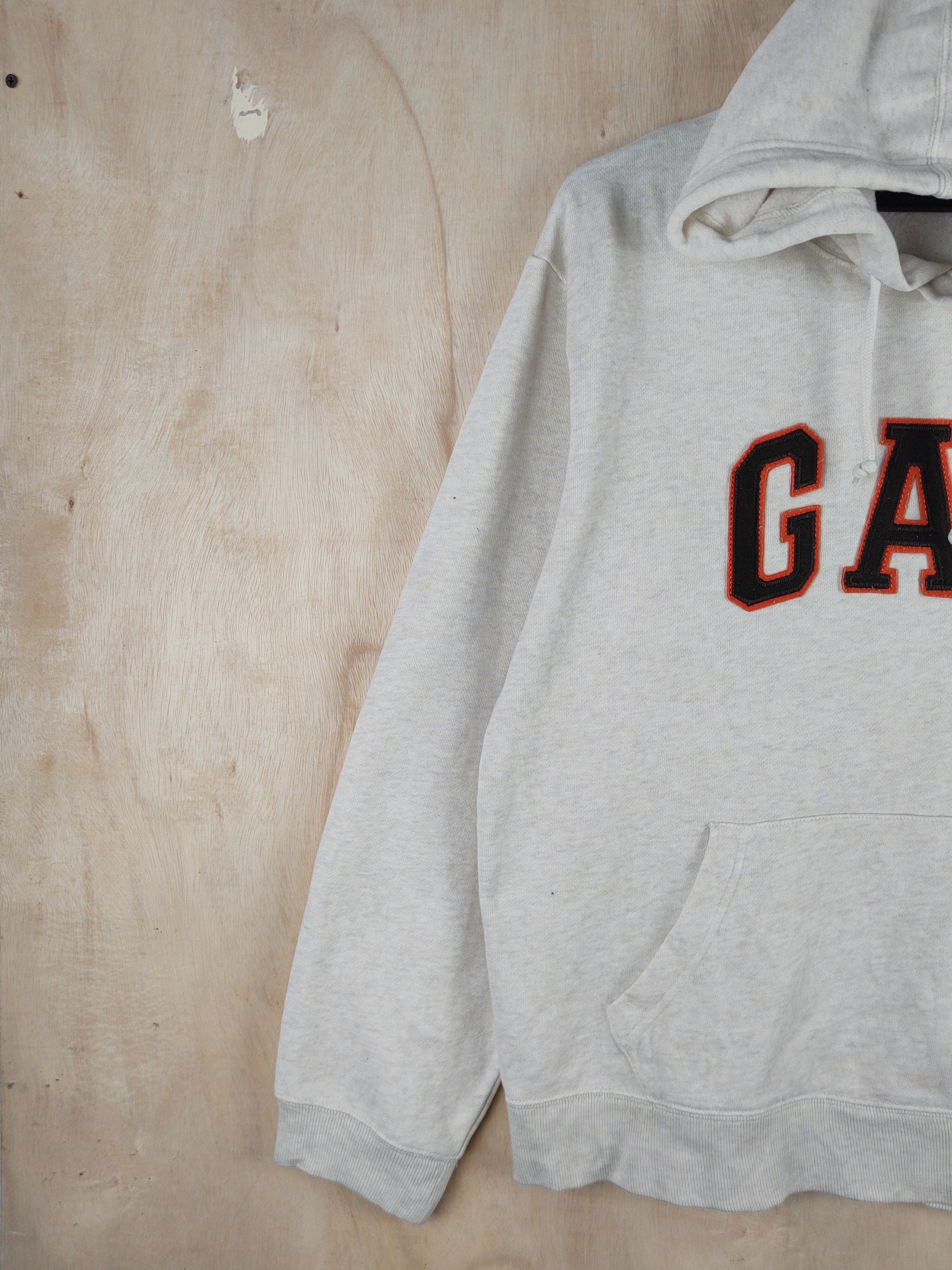 Gap × Japanese Brand × Vintage Gap Cream Hoodie Sweatshirts #S2493 Size US M / EU 48-50 / 2 - 3 Thumbnail