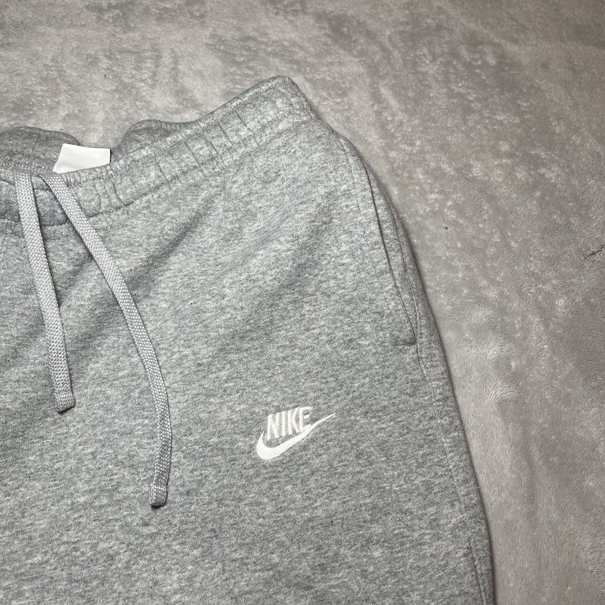 Nike Nike Mens Sportswear Club Fleece Sweatpants Grey XL Workout Size US 33 - 5 Thumbnail