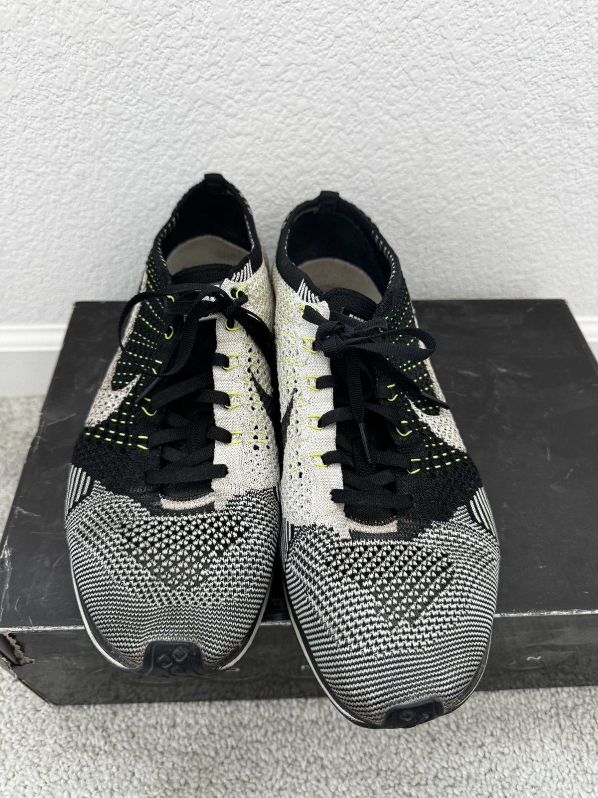 Nike Flyknit Racer Size US 10.5 / EU 43-44 - 4 Thumbnail