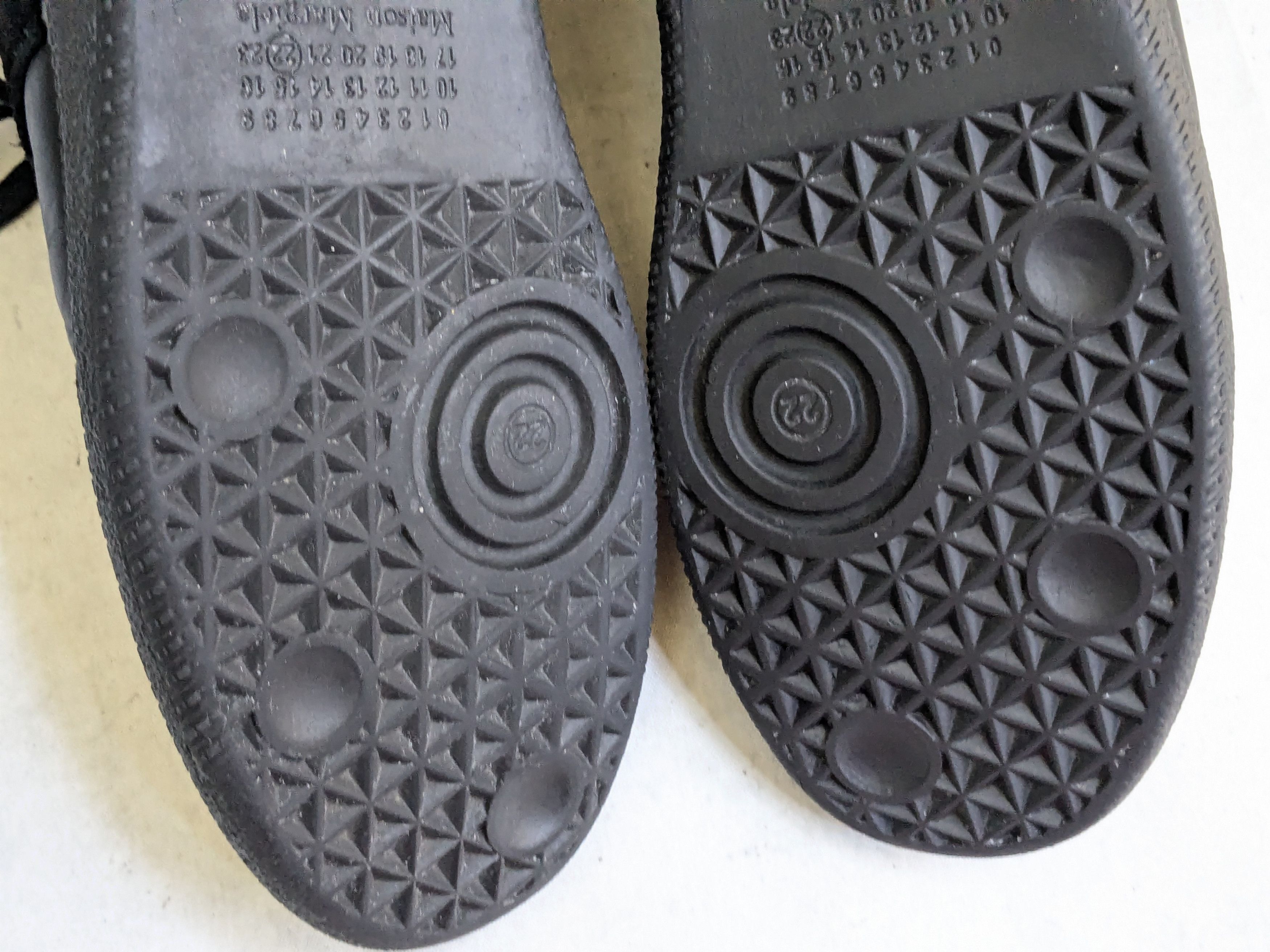 Maison Margiela Maison Margiela GAT Replica Black 9.5 42.5 Low Tops Size US 9.5 / EU 42-43 - 19 Thumbnail