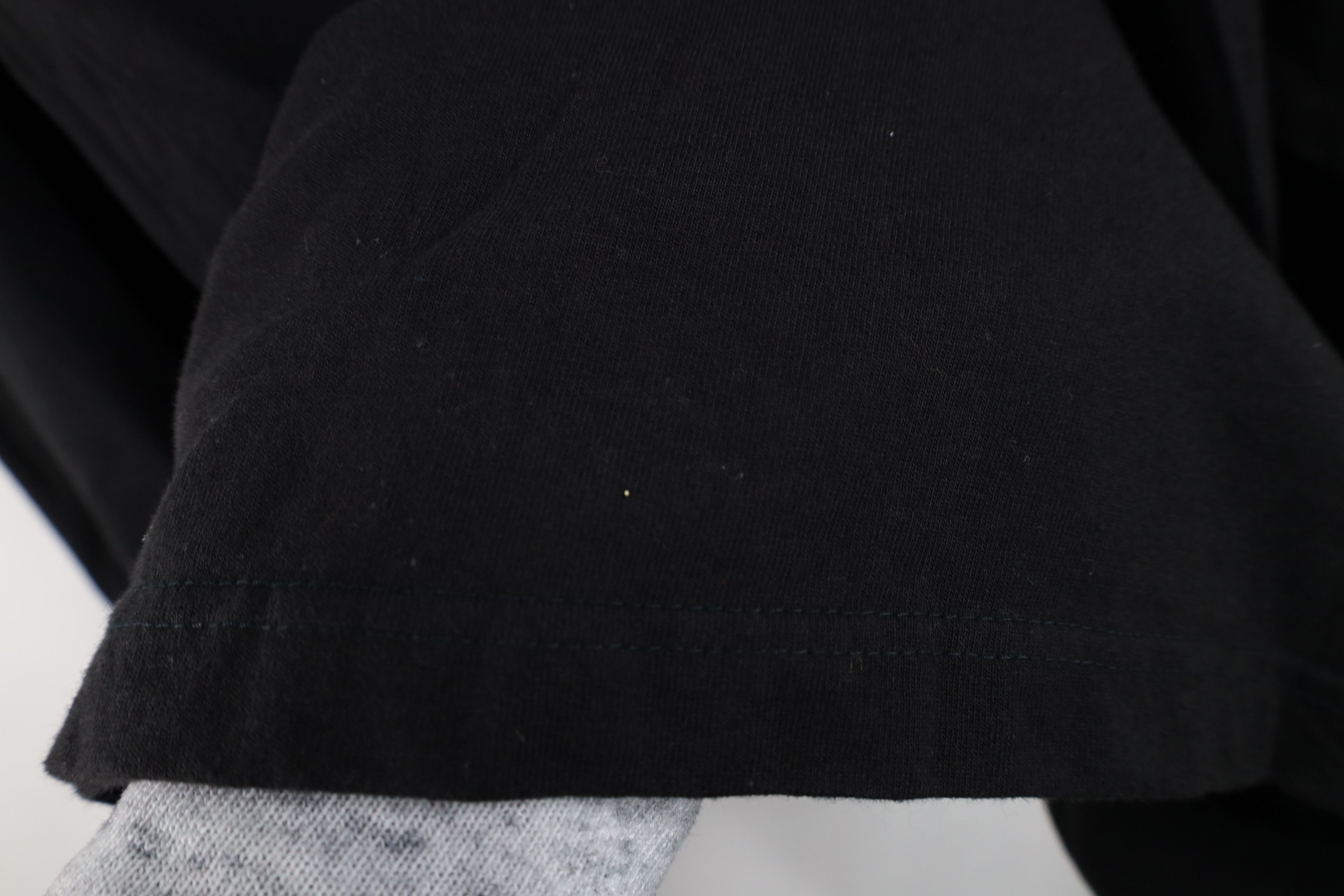 Fubu Vintage 90s FUBU Snowflake Fit Turtleneck T-Shirt Black Size US XXL / EU 58 / 5 - 11 Thumbnail
