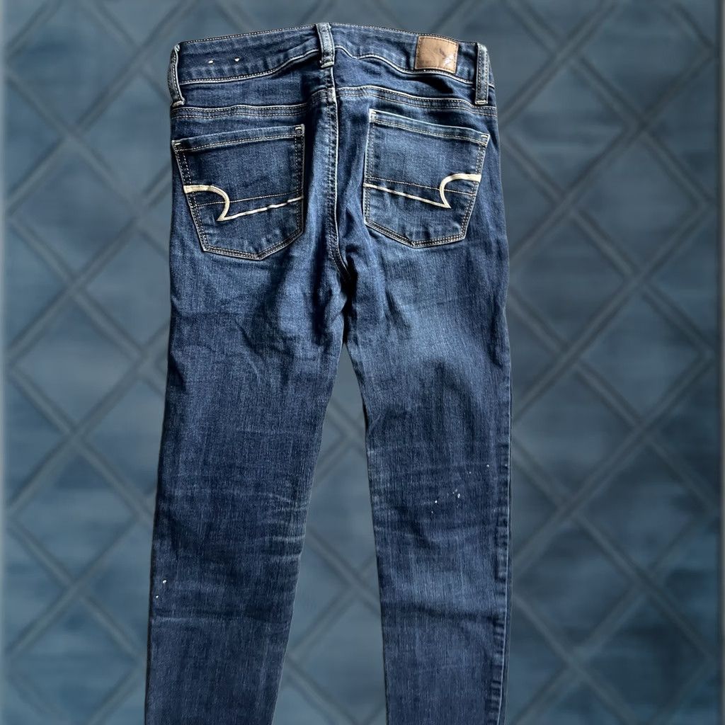 American Eagle Outfitters American Eagle Jeans Womens Size 00 Blue Skinny Super Stretch Distressed Denim - Pre-Owned Size 24" / US 00 / IT 34 - 1 Thumbnail