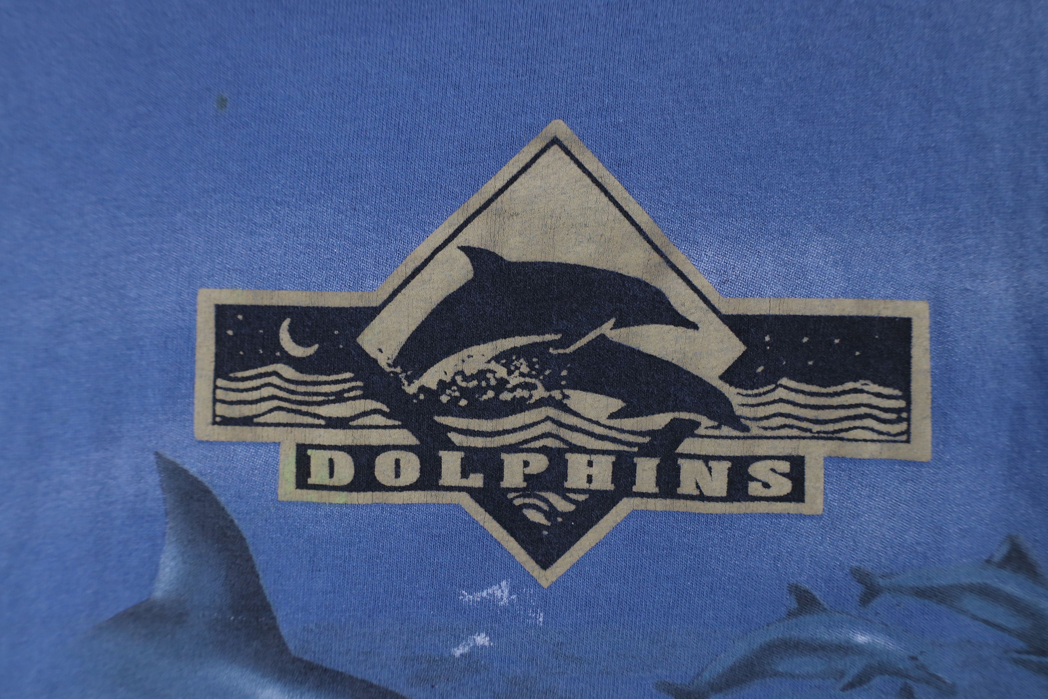 Vintage Vintage 90s Streetwear Out Virginia Dolphins Nature T-Shirt Size US XL / EU 56 / 4 - 5 Thumbnail